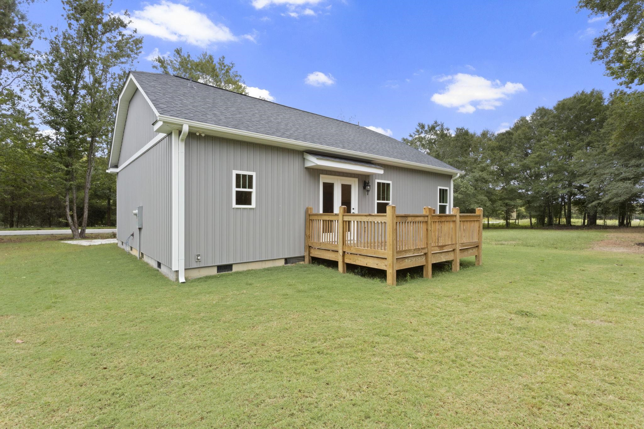 7406 S Pine Street Property Photo 25