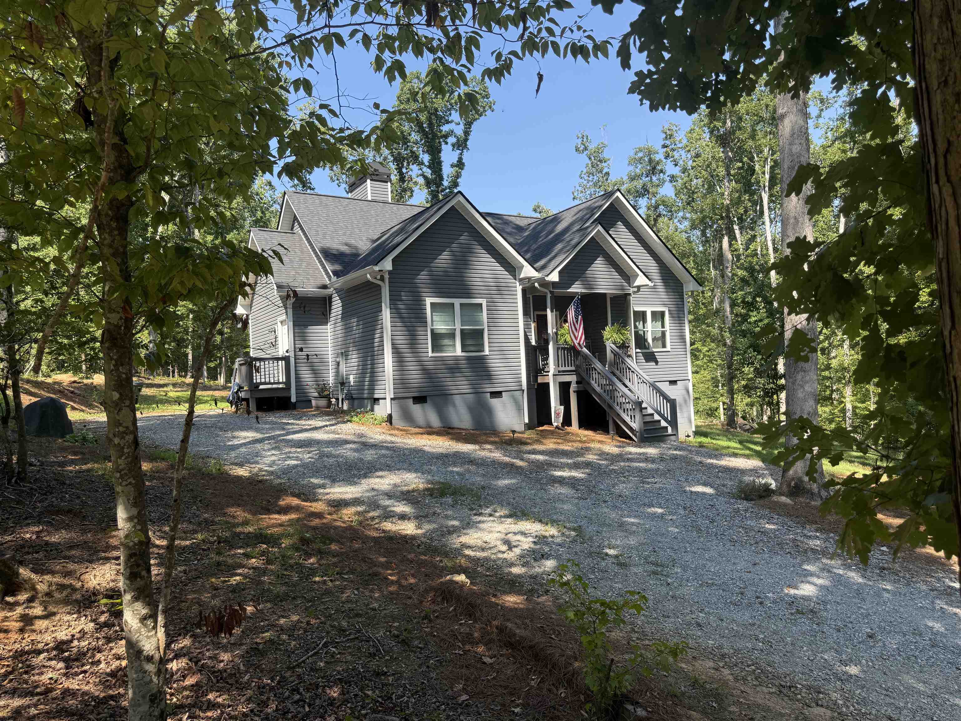 54 Lakeview Road Property Photo 1