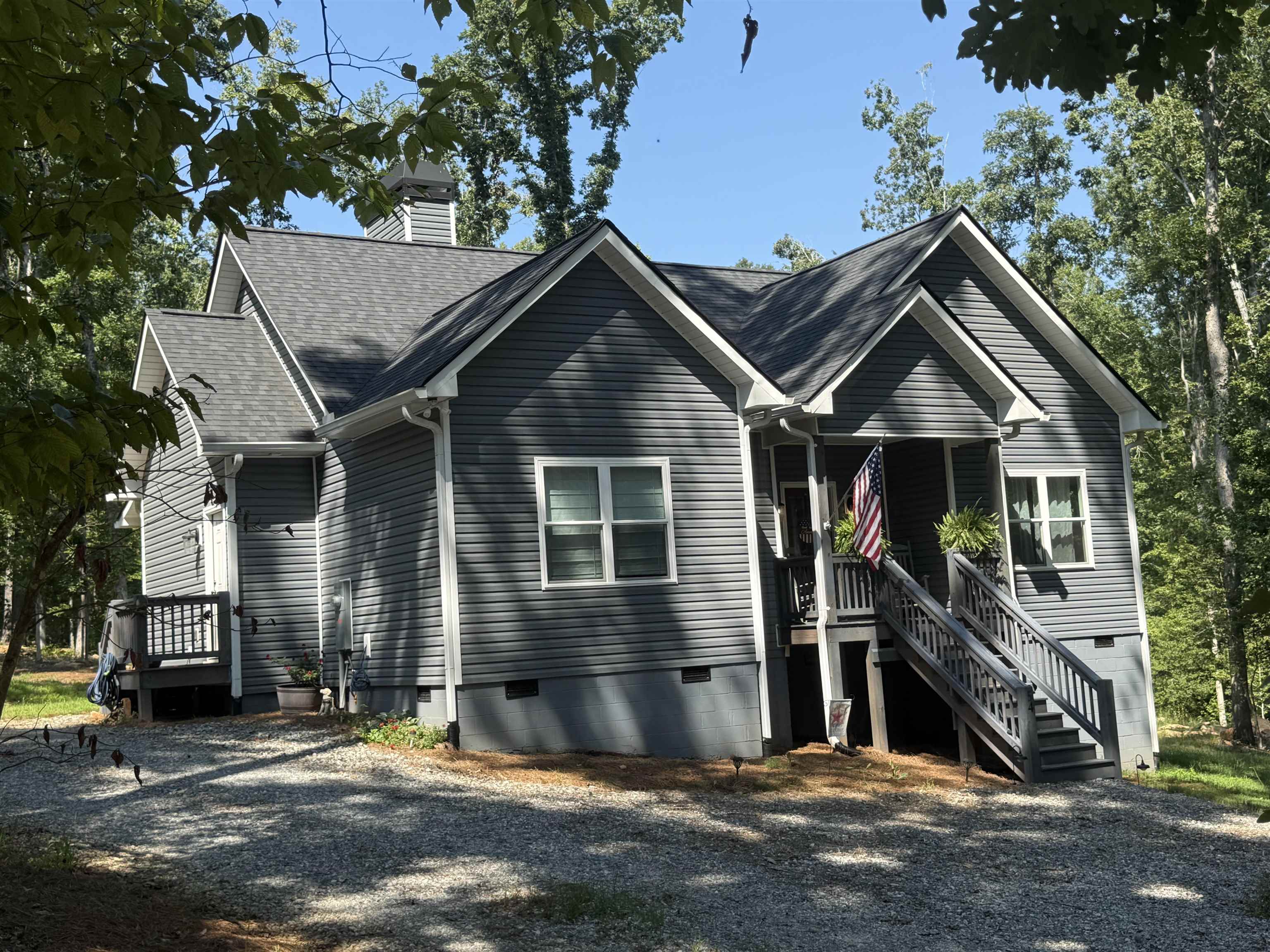 54 Lakeview Road Property Photo 3