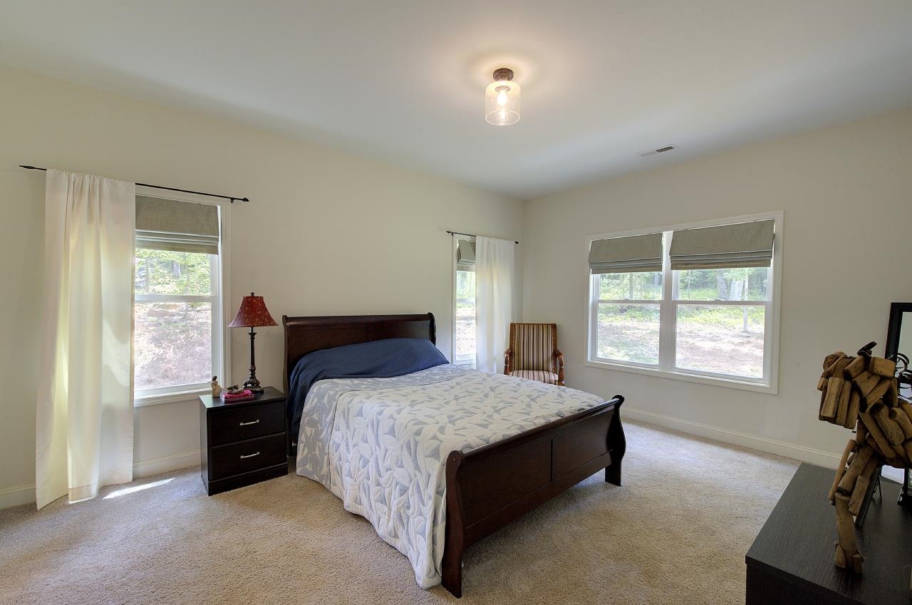 54 Lakeview Road Property Photo 18