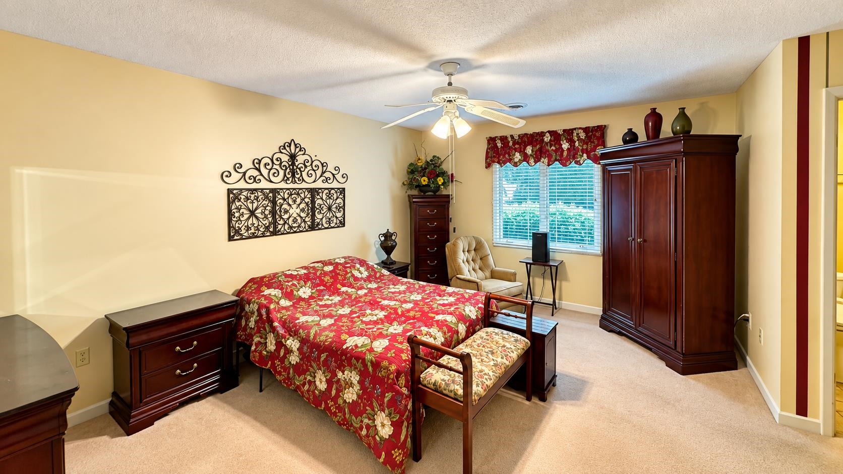 331 Skylark Circle Property Photo 8