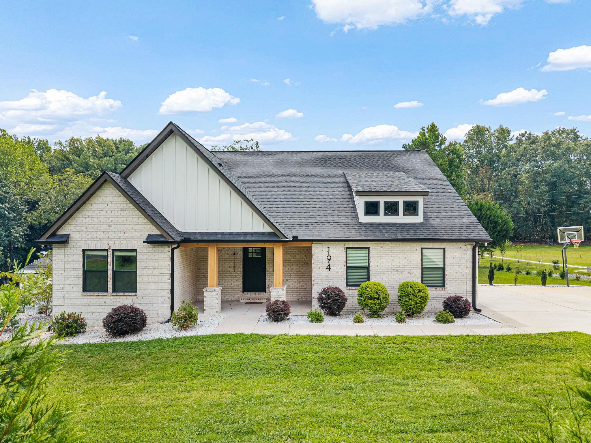 194 Eastberrys Creek Road Property Photo 1