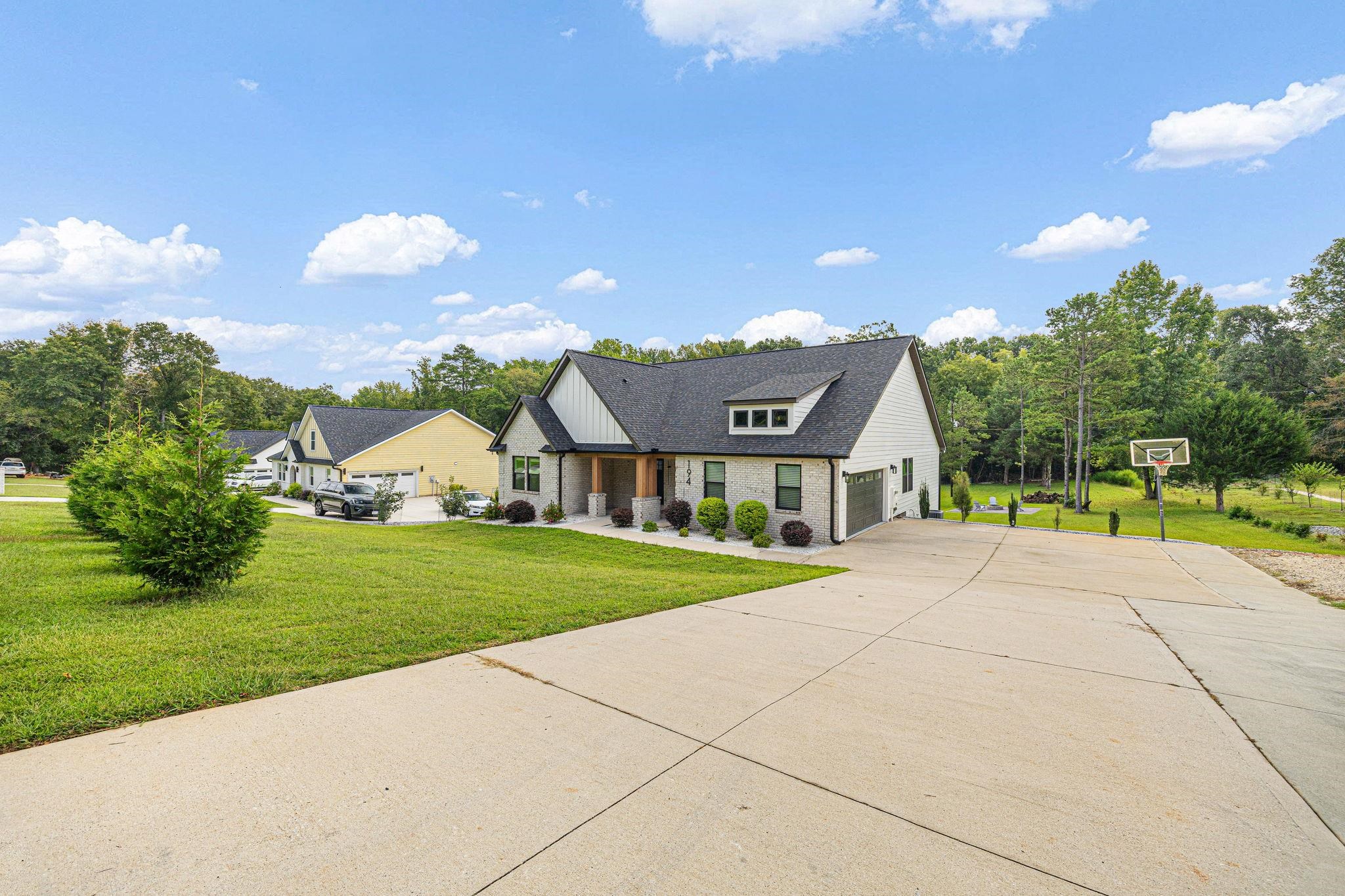 194 Eastberrys Creek Road Property Photo 2
