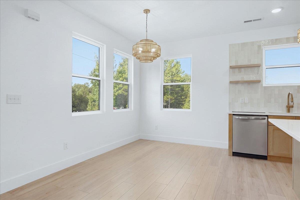 506 Potter Road Property Photo 8