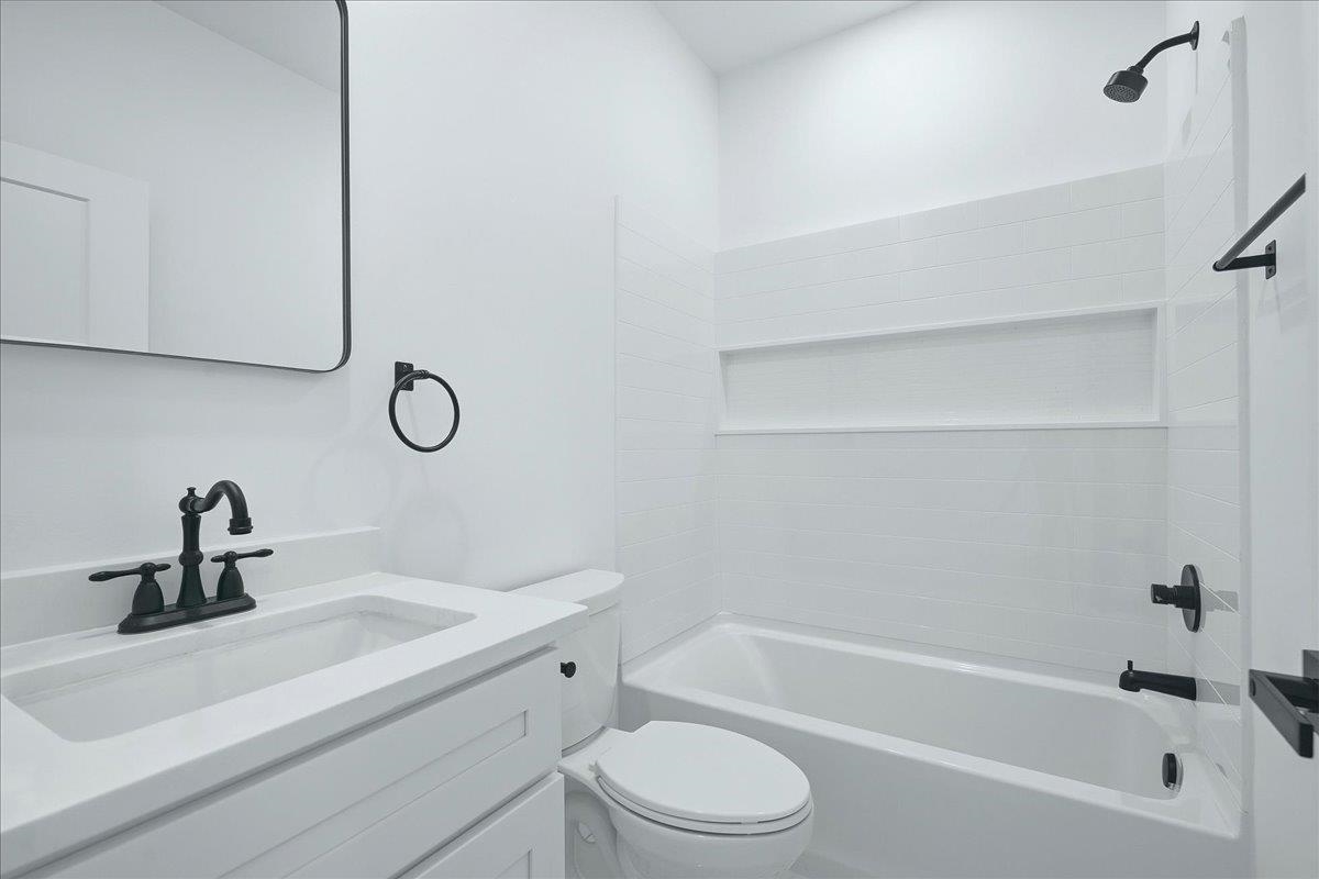 506 Potter Road Property Photo 18