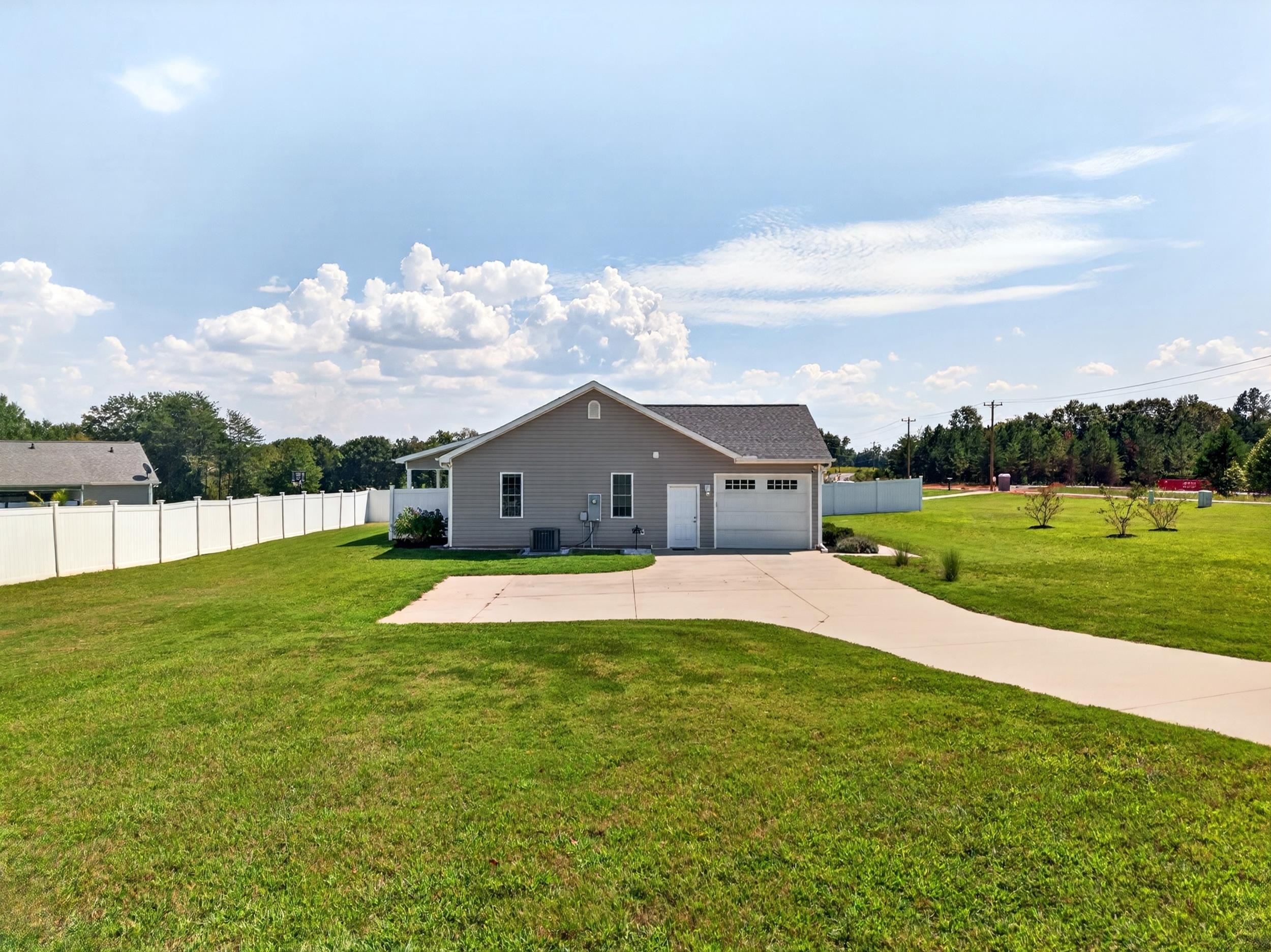 4540 Peachtree Road Property Photo 35