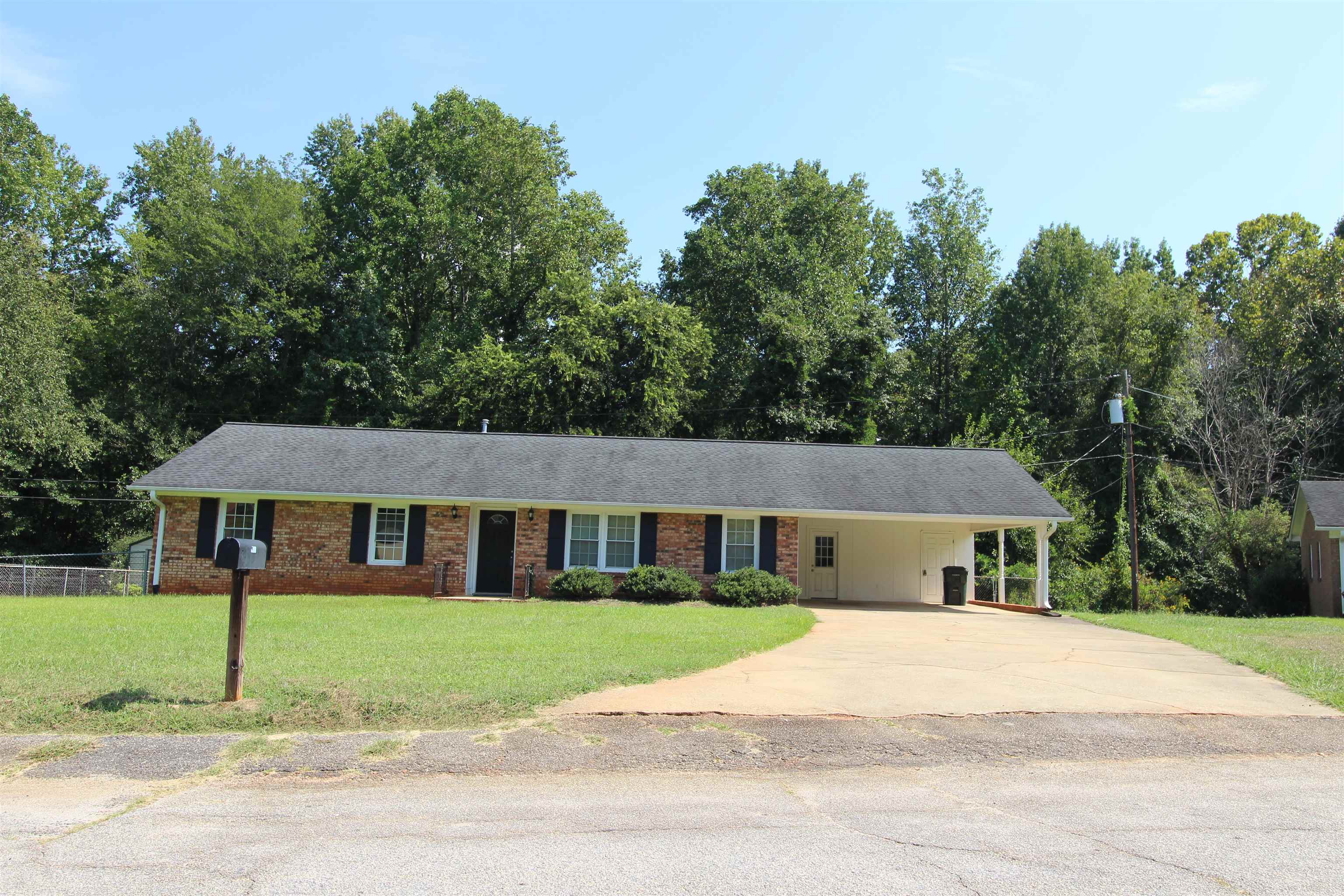 109 Allen Court Property Photo 1