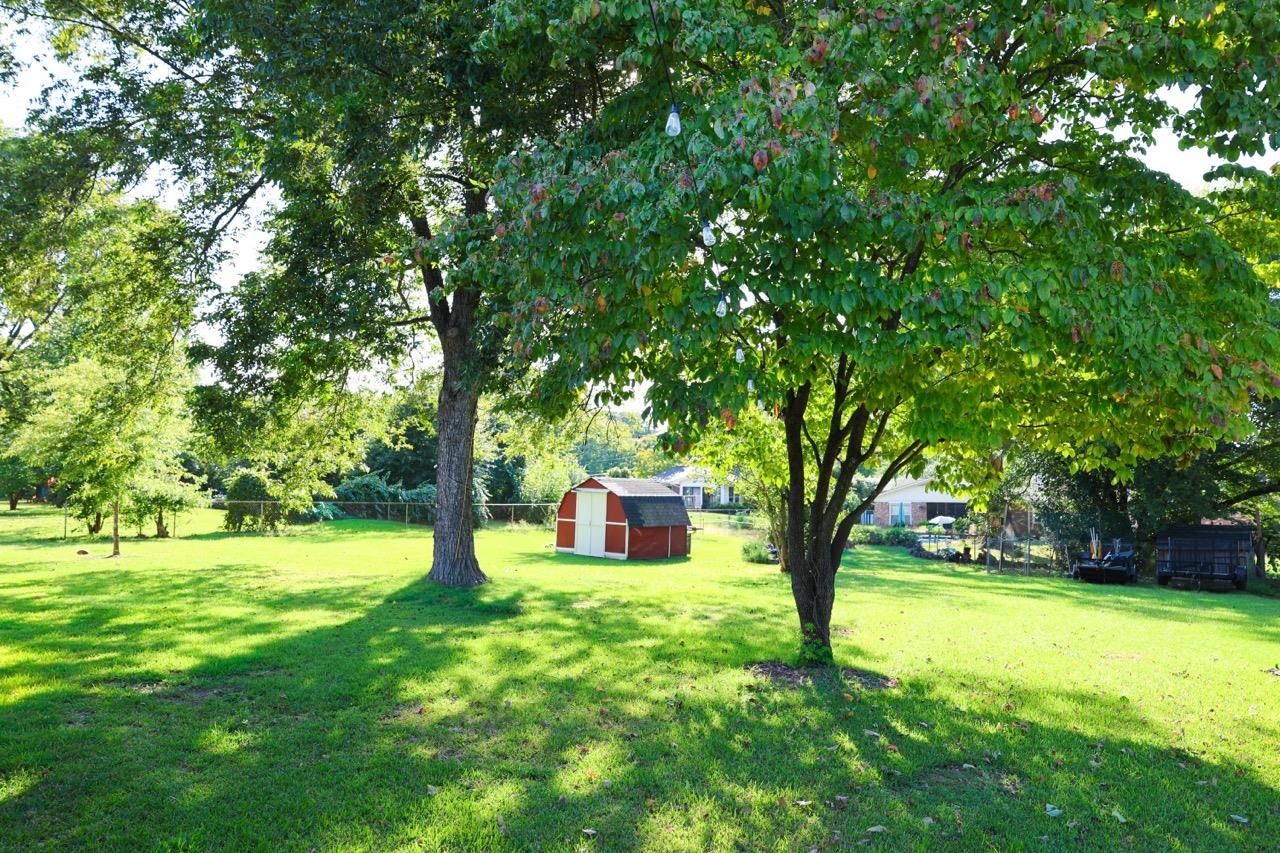 214 Midway Drive Property Photo 13
