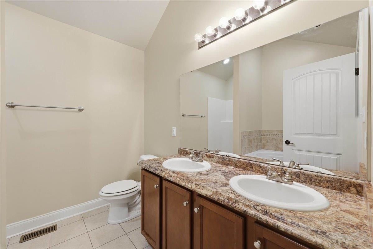 235 Metcalf Court Property Photo 15