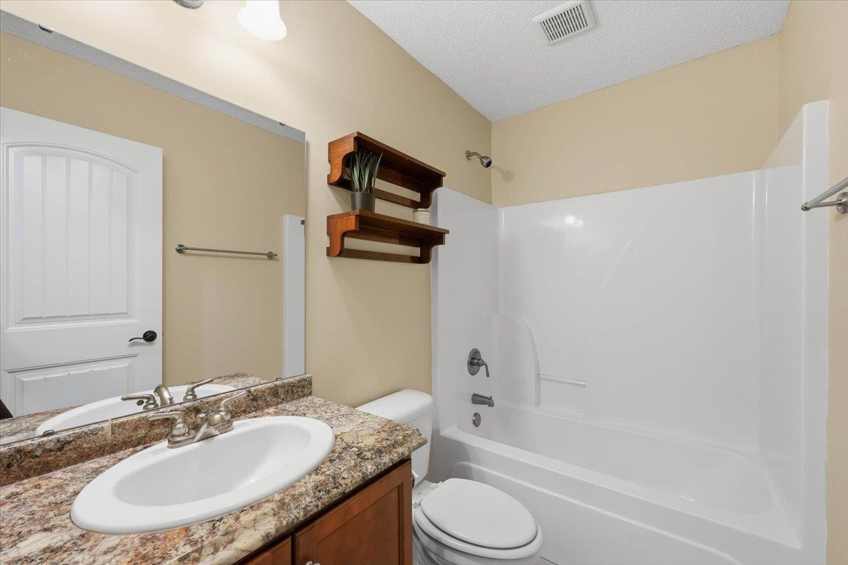 235 Metcalf Court Property Photo 21