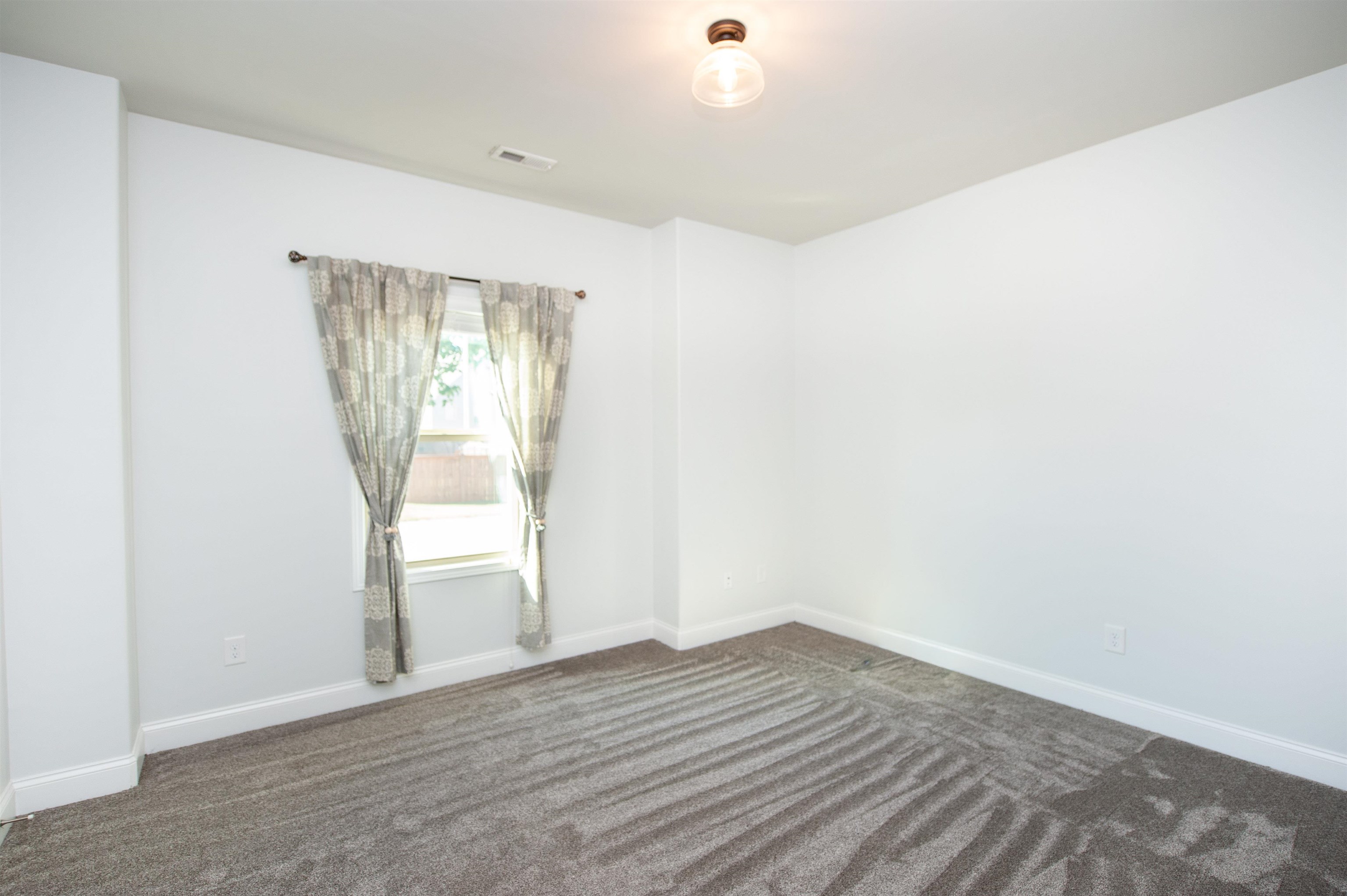 454 Wolfbend Road Property Photo 18