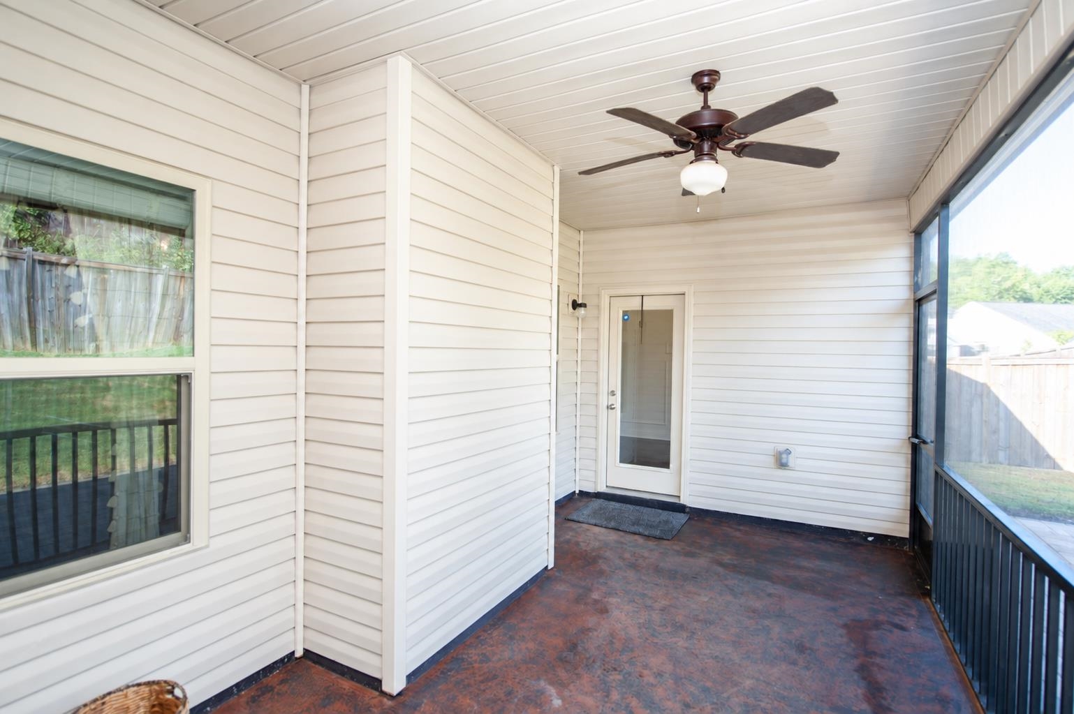 454 Wolfbend Road Property Photo 23