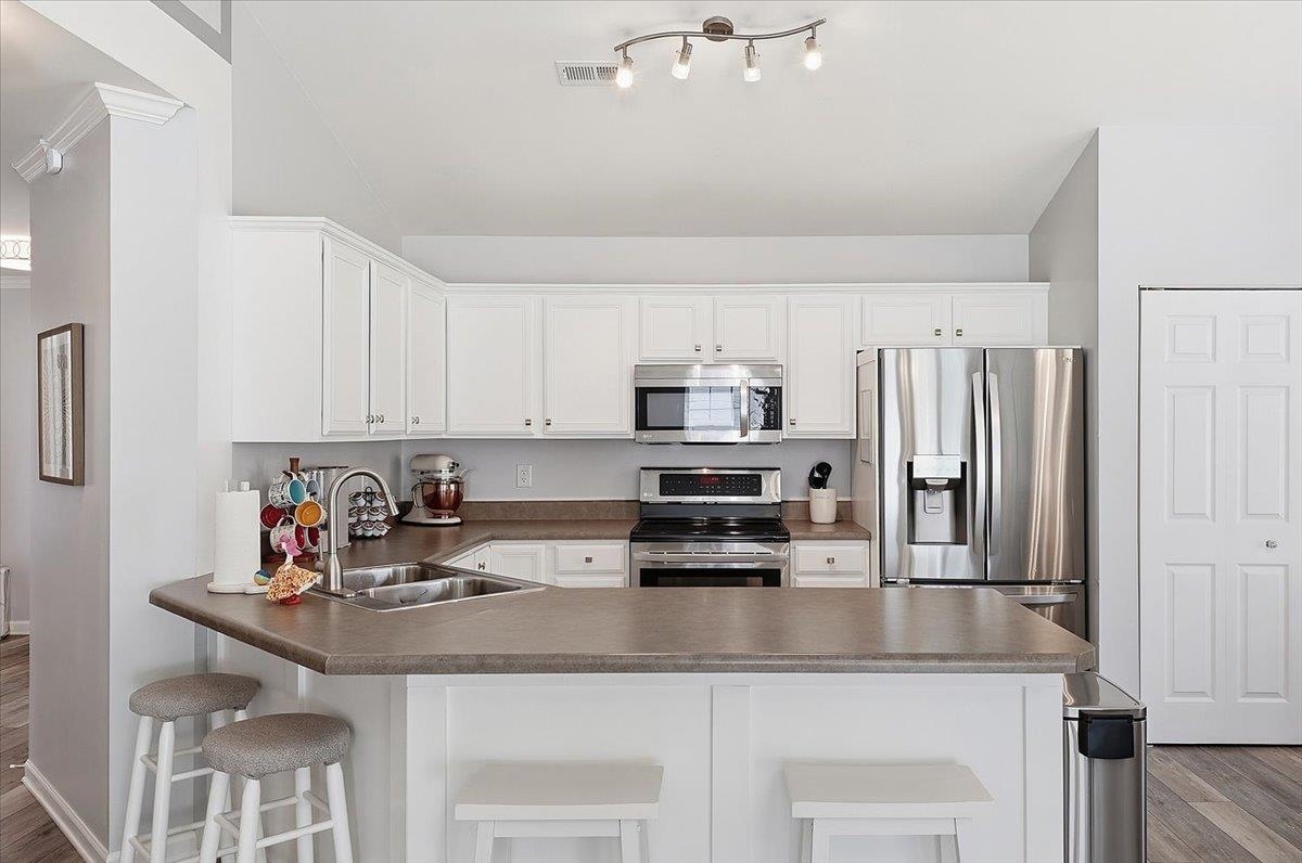 2 Jessica Way Property Photo 11