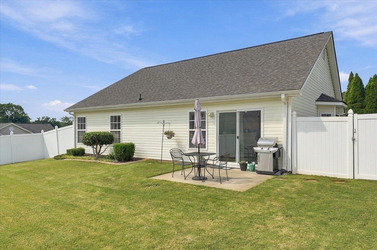 2 Jessica Way Property Photo 25