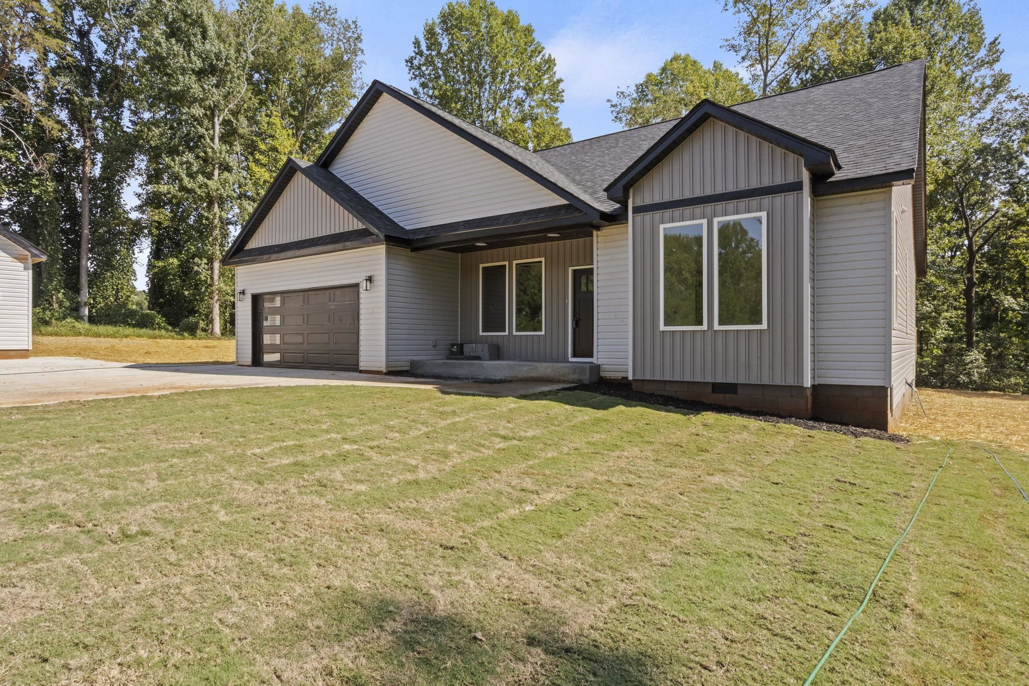 171 Easy Street Property Photo 30