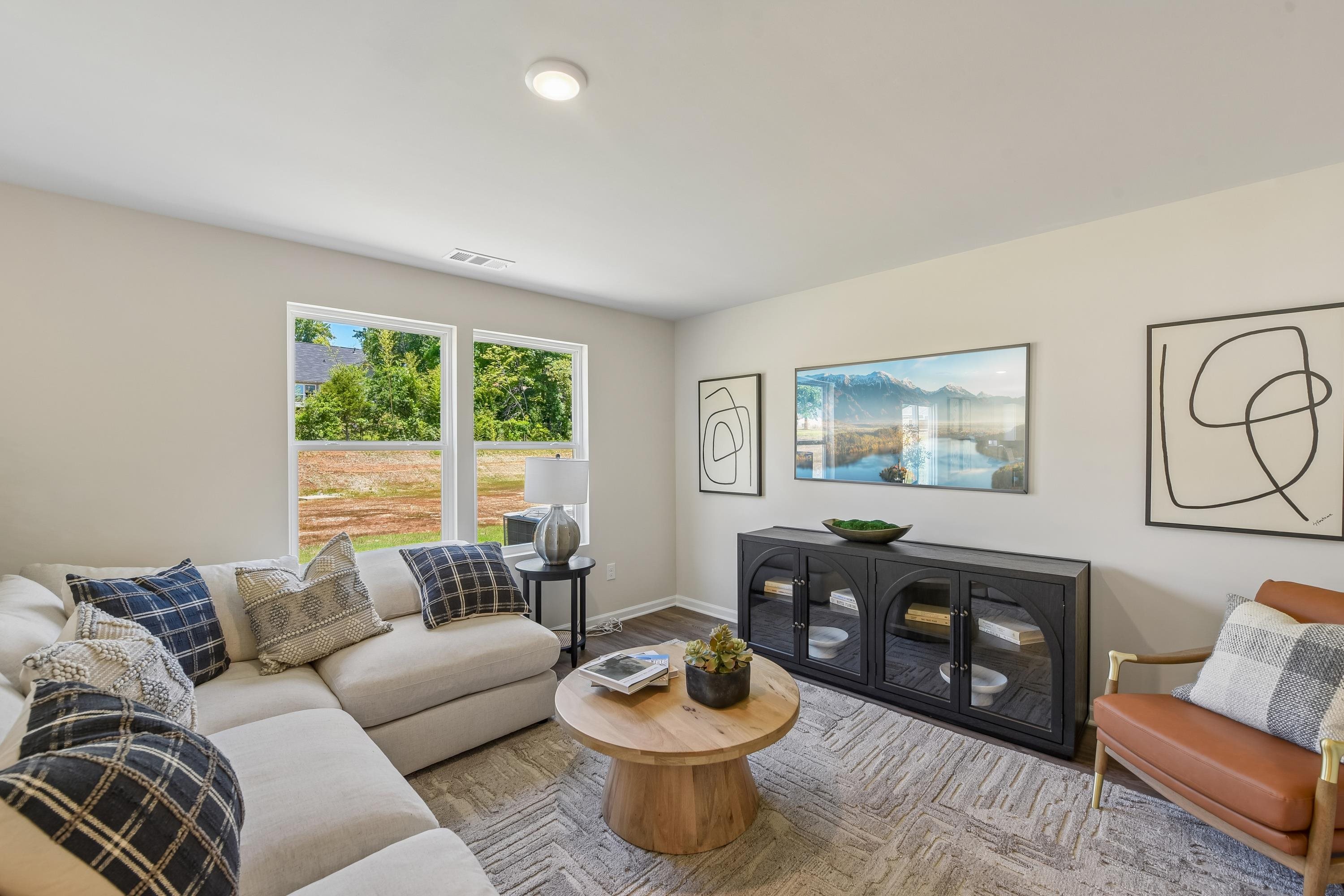 929 Kinnerton Trail Property Photo 7
