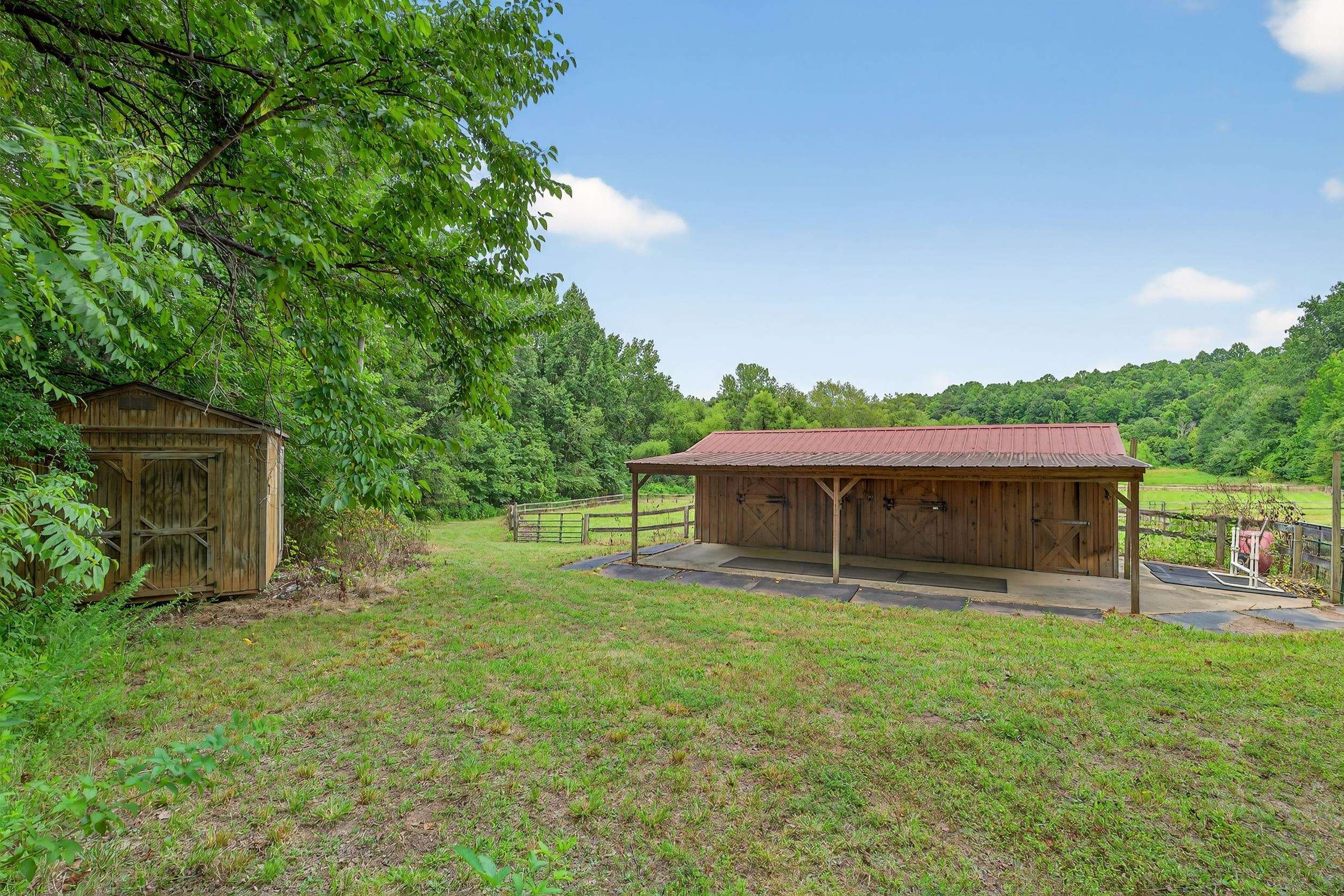 135 Pointe Drive Property Photo 36