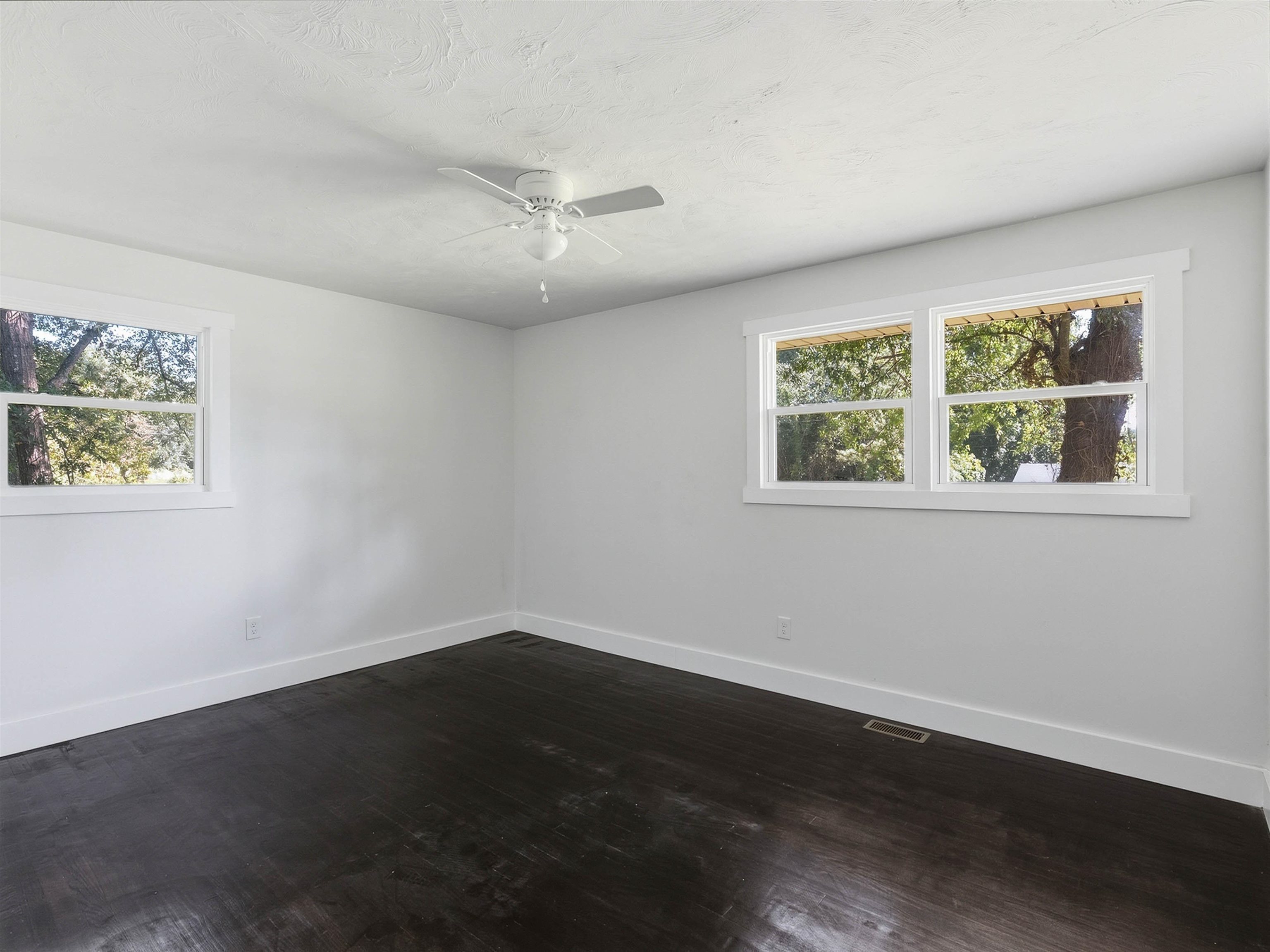 336 Weblin Street Property Photo 15