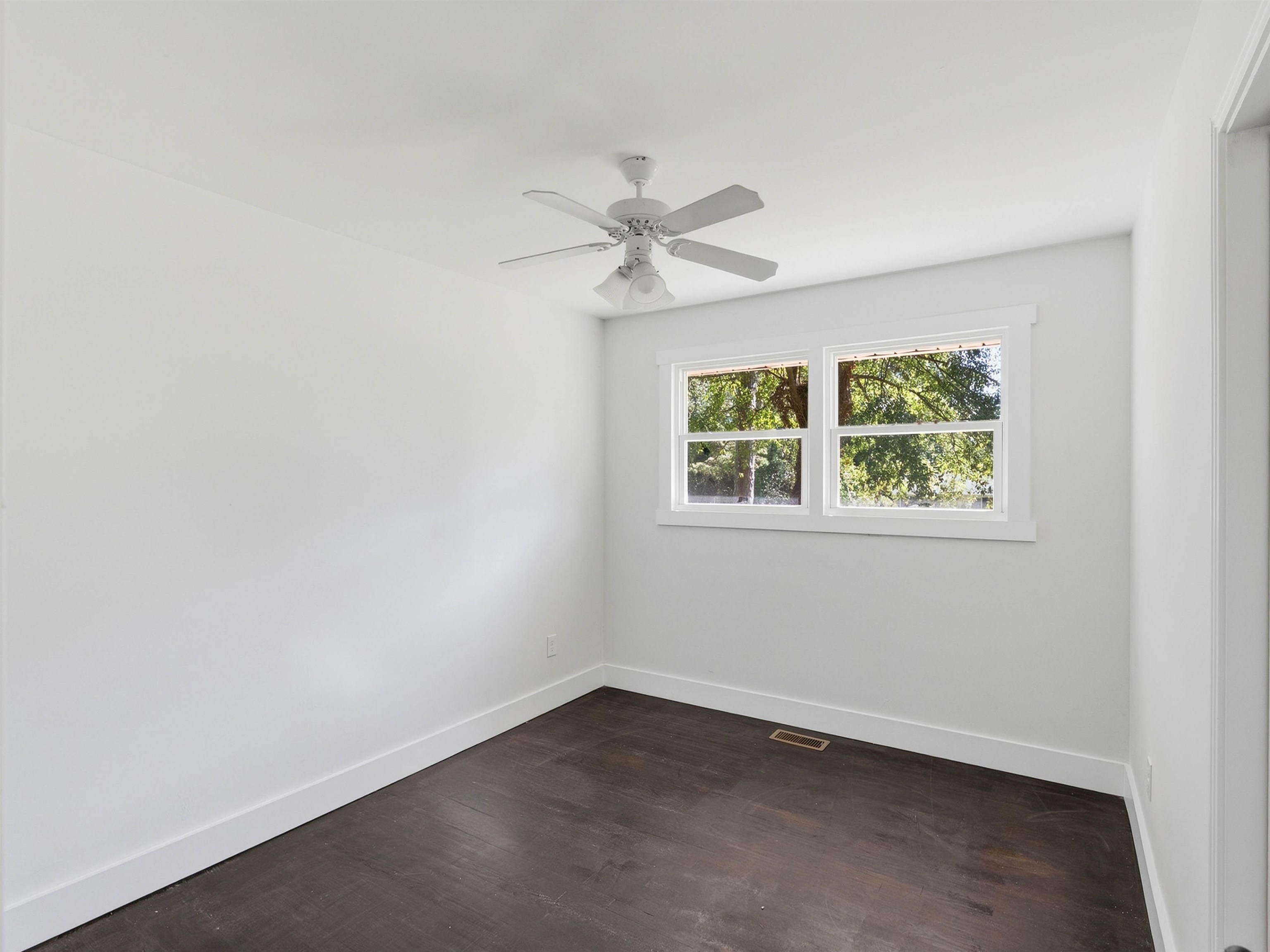 336 Weblin Street Property Photo 18