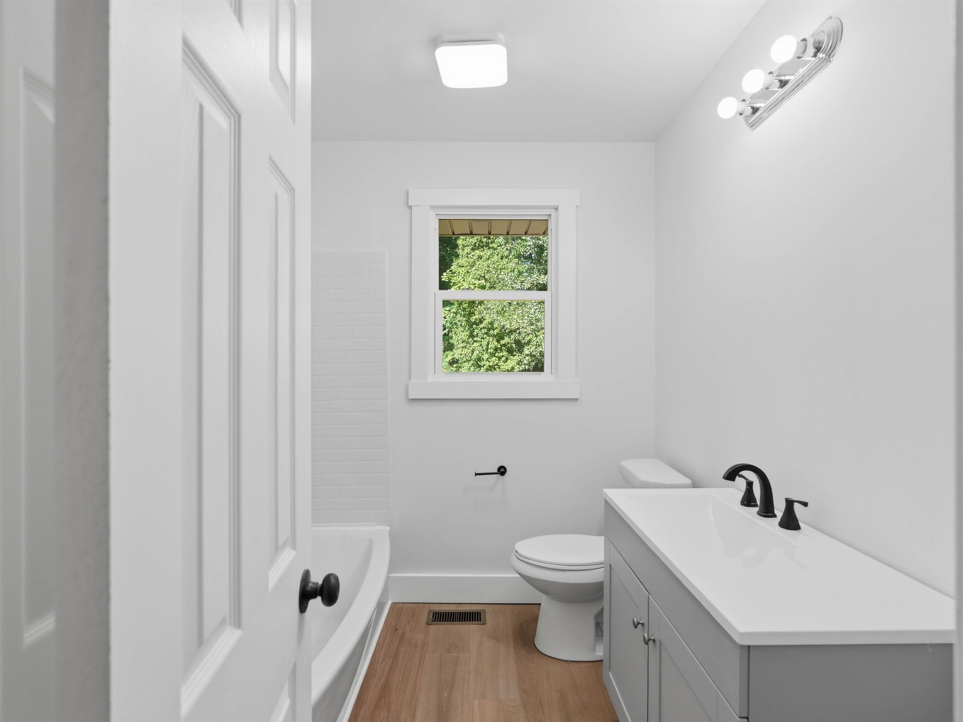 336 Weblin Street Property Photo 24