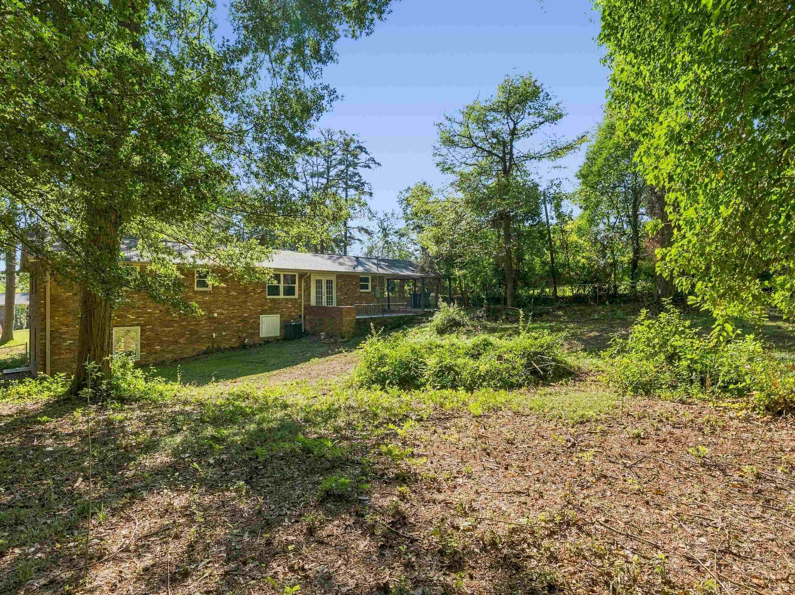 336 Weblin Street Property Photo 29