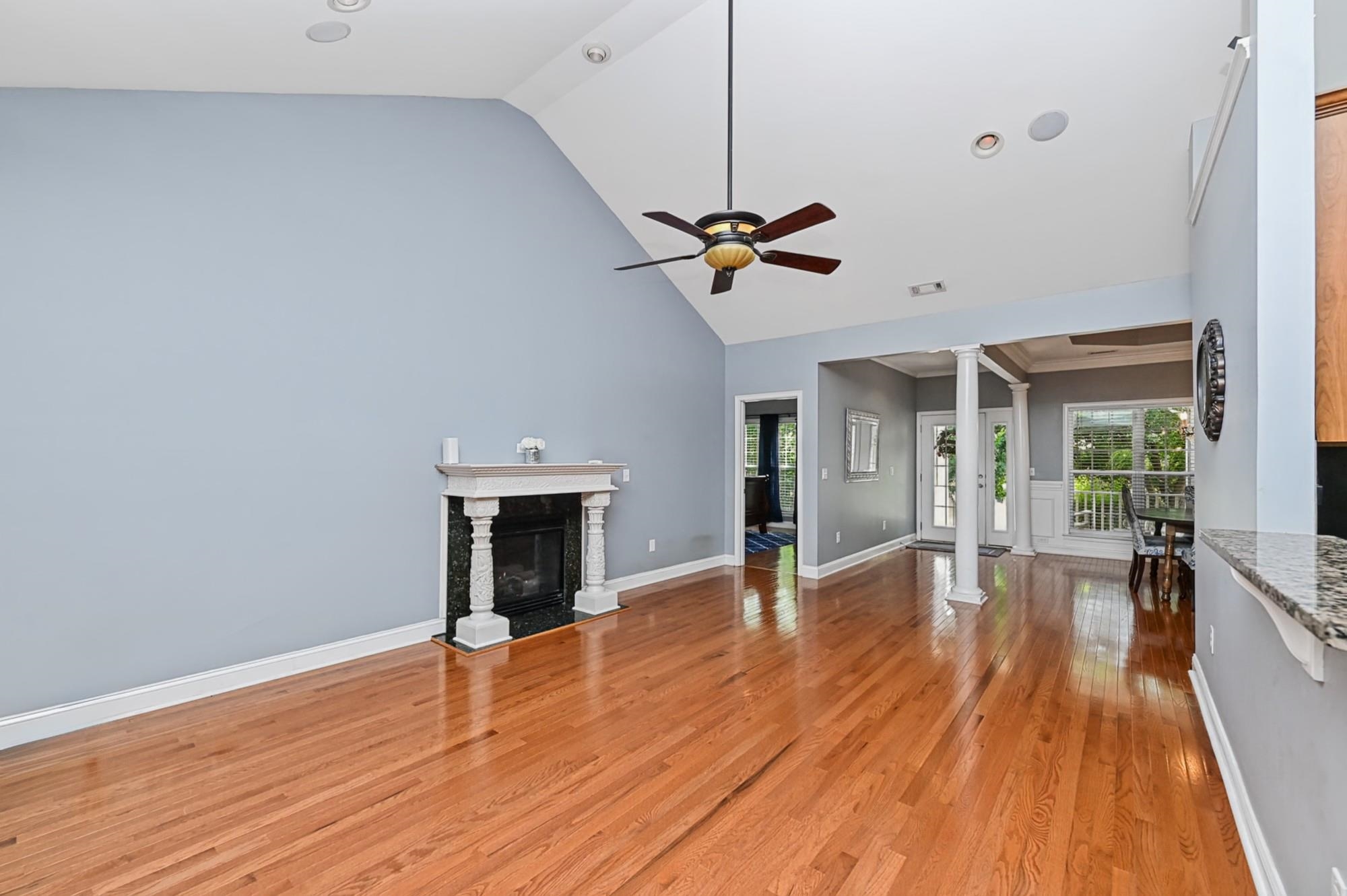 300 Gladstone Way Property Photo 5