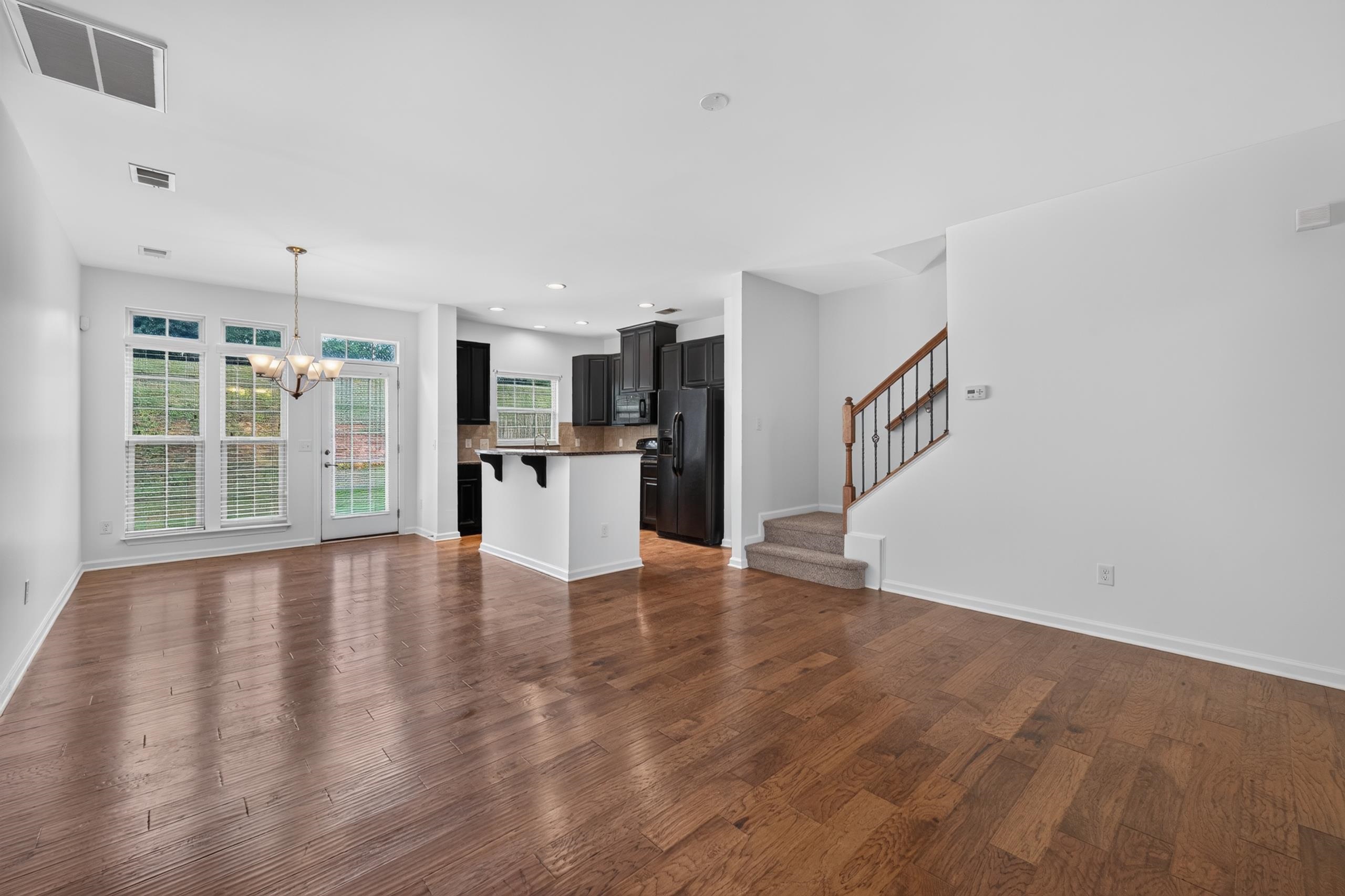 413 Christiane Way Property Photo 12