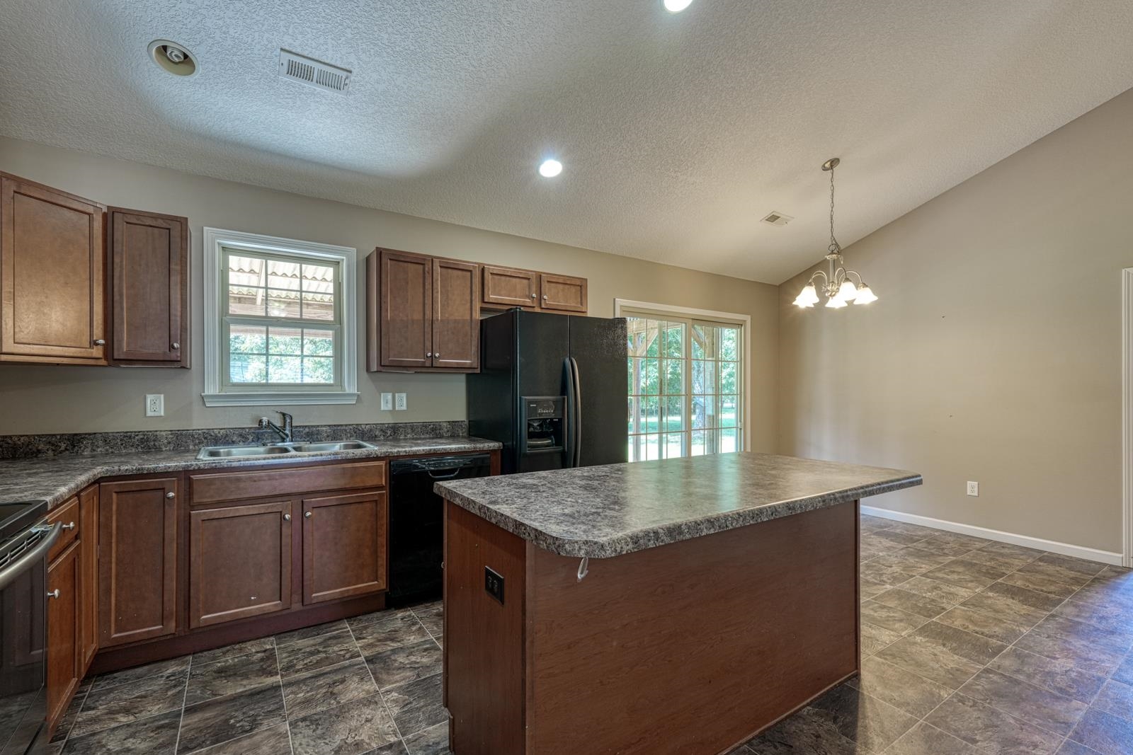 443 Mandys Meadow Drive Property Photo 9