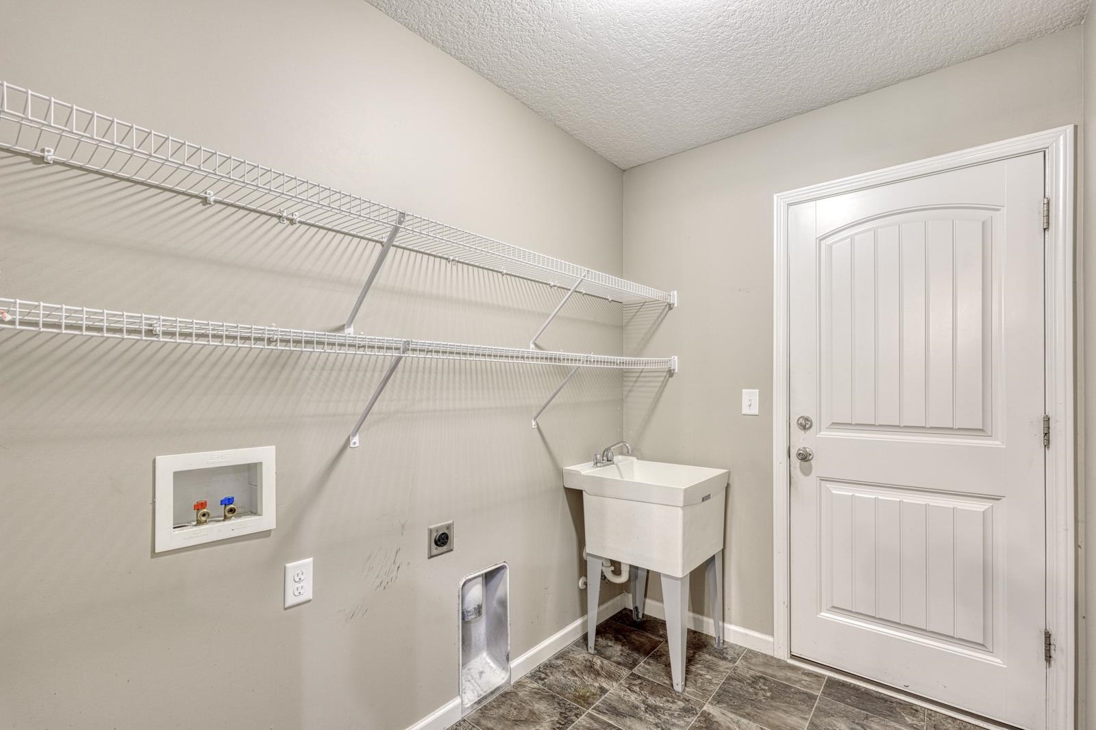 443 Mandys Meadow Drive Property Photo 18
