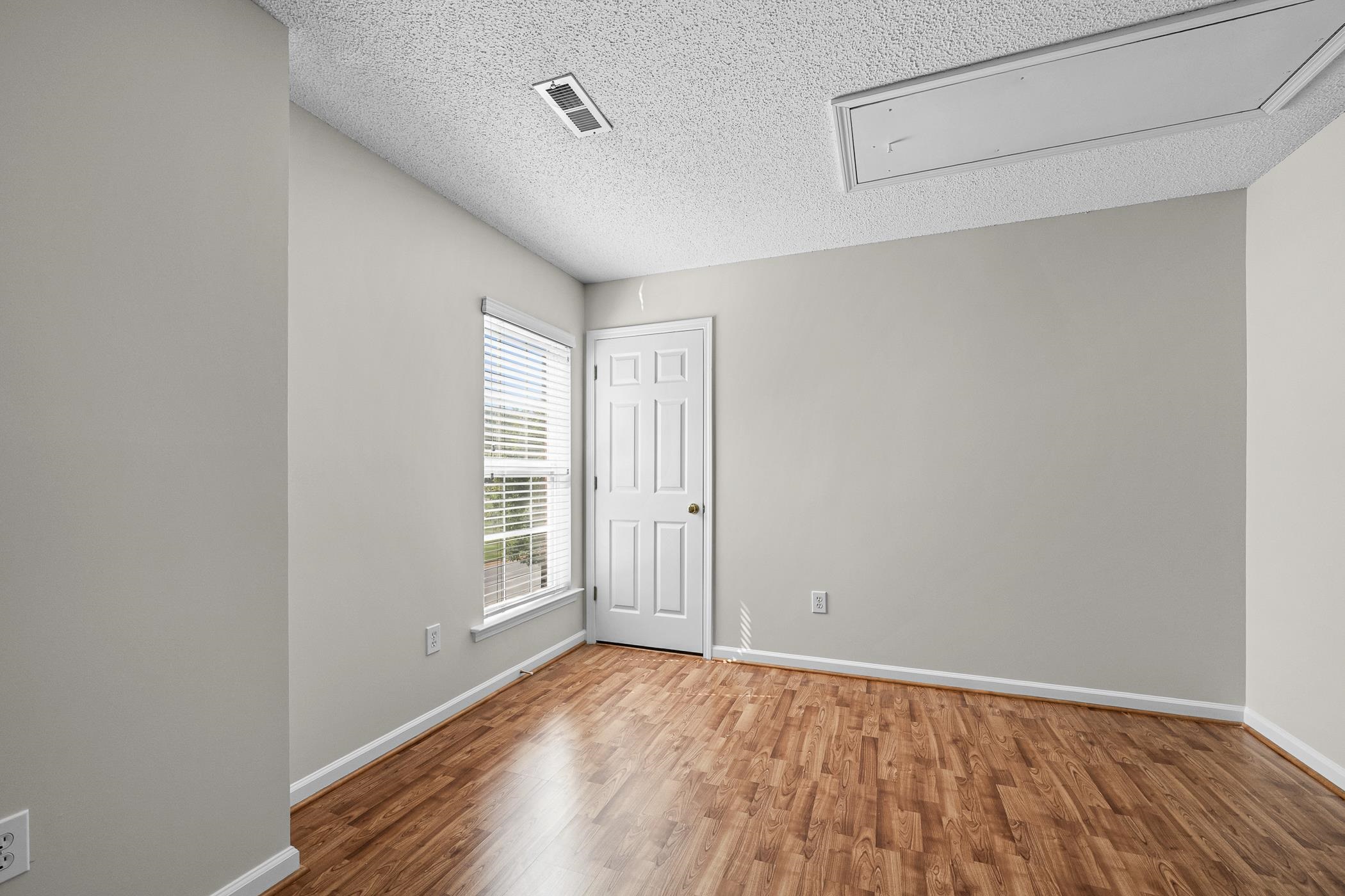 511 Smoothstone Drive Property Photo 20
