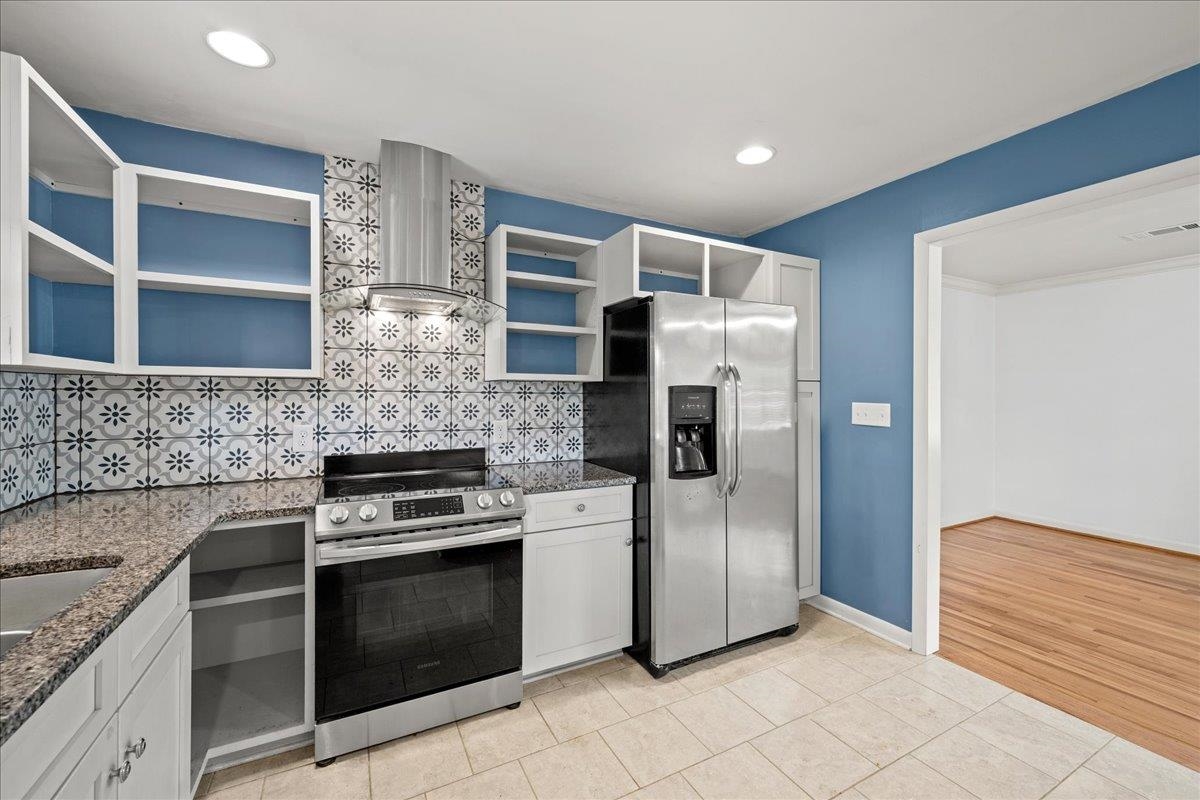 16 Starsdale Circle Property Photo 7