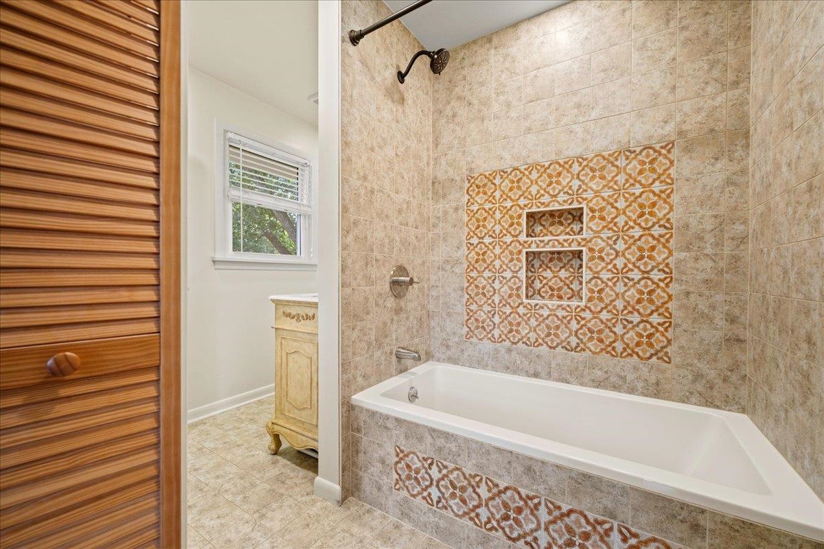 16 Starsdale Circle Property Photo 18