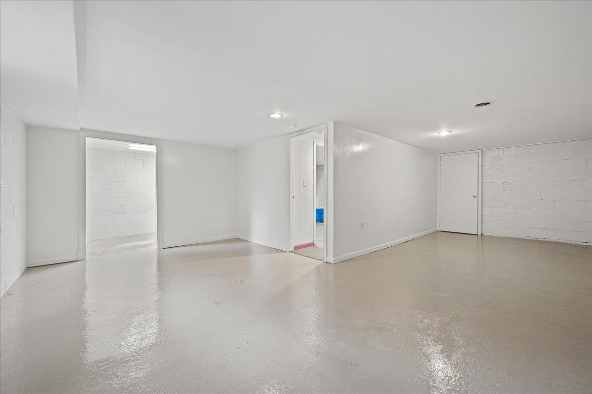 16 Starsdale Circle Property Photo 28