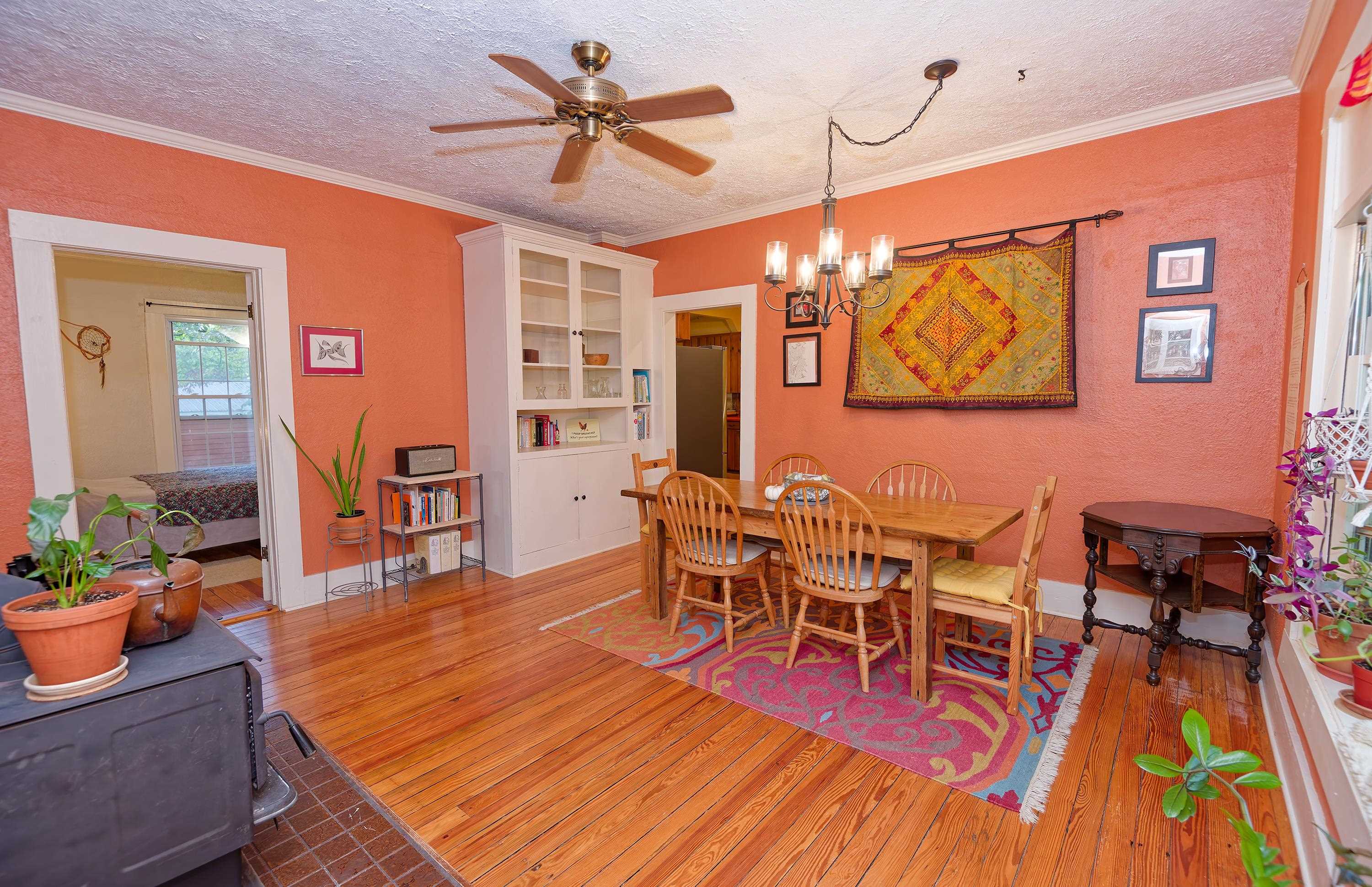 700 N Trade (b) Avenue Property Photo 13