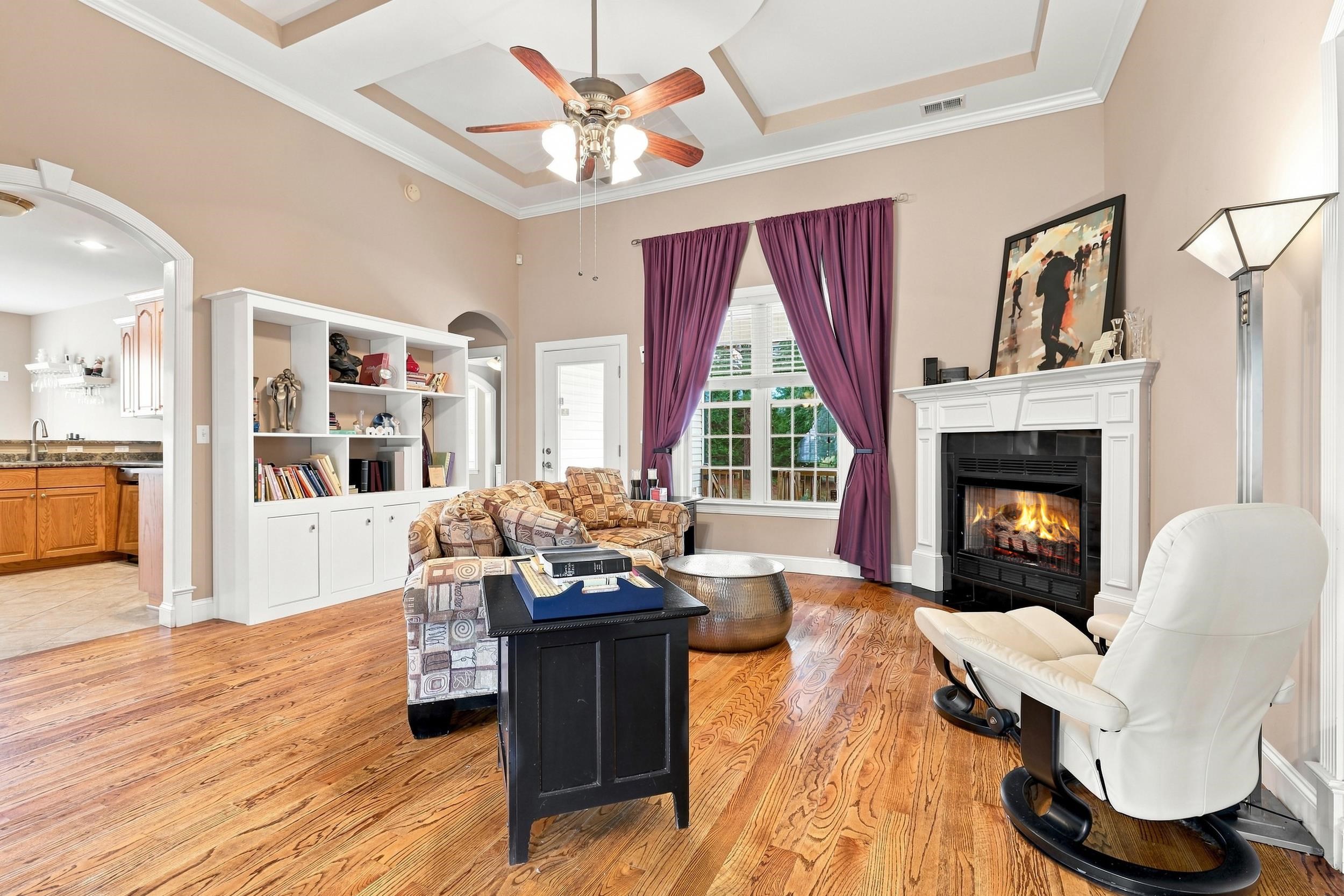 608 Mandeville Drive Property Photo 3