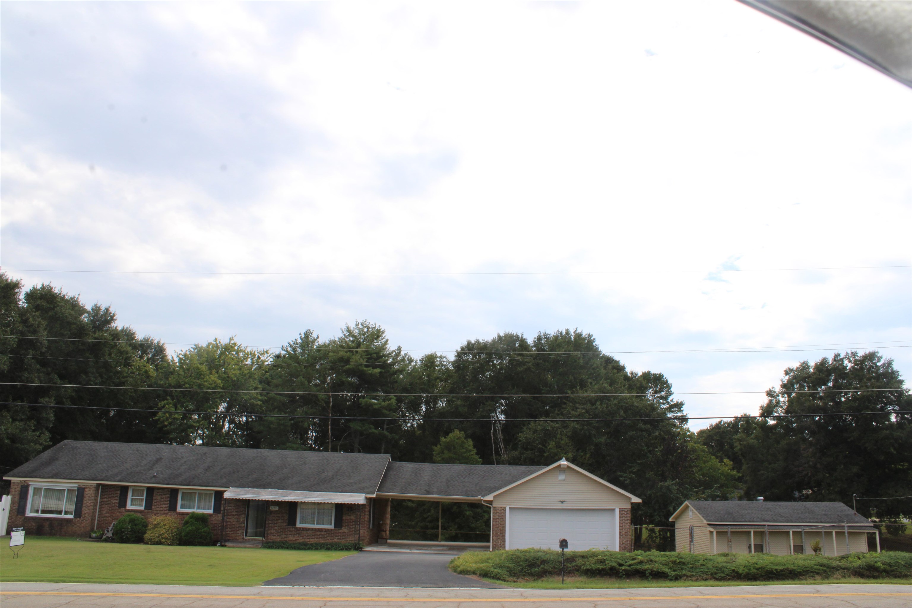1285 Springdale Road Property Photo 2