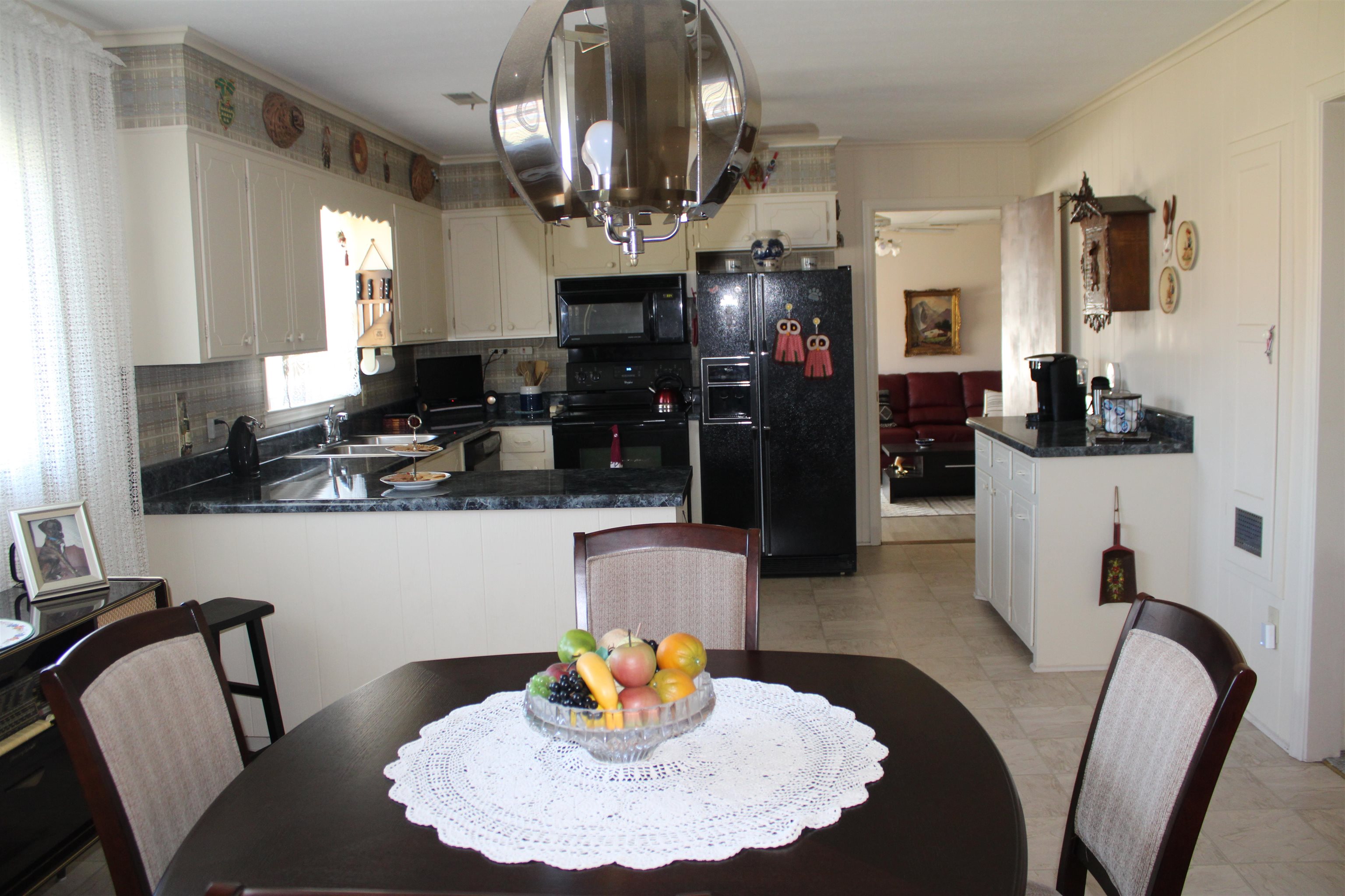 1285 Springdale Road Property Photo 9