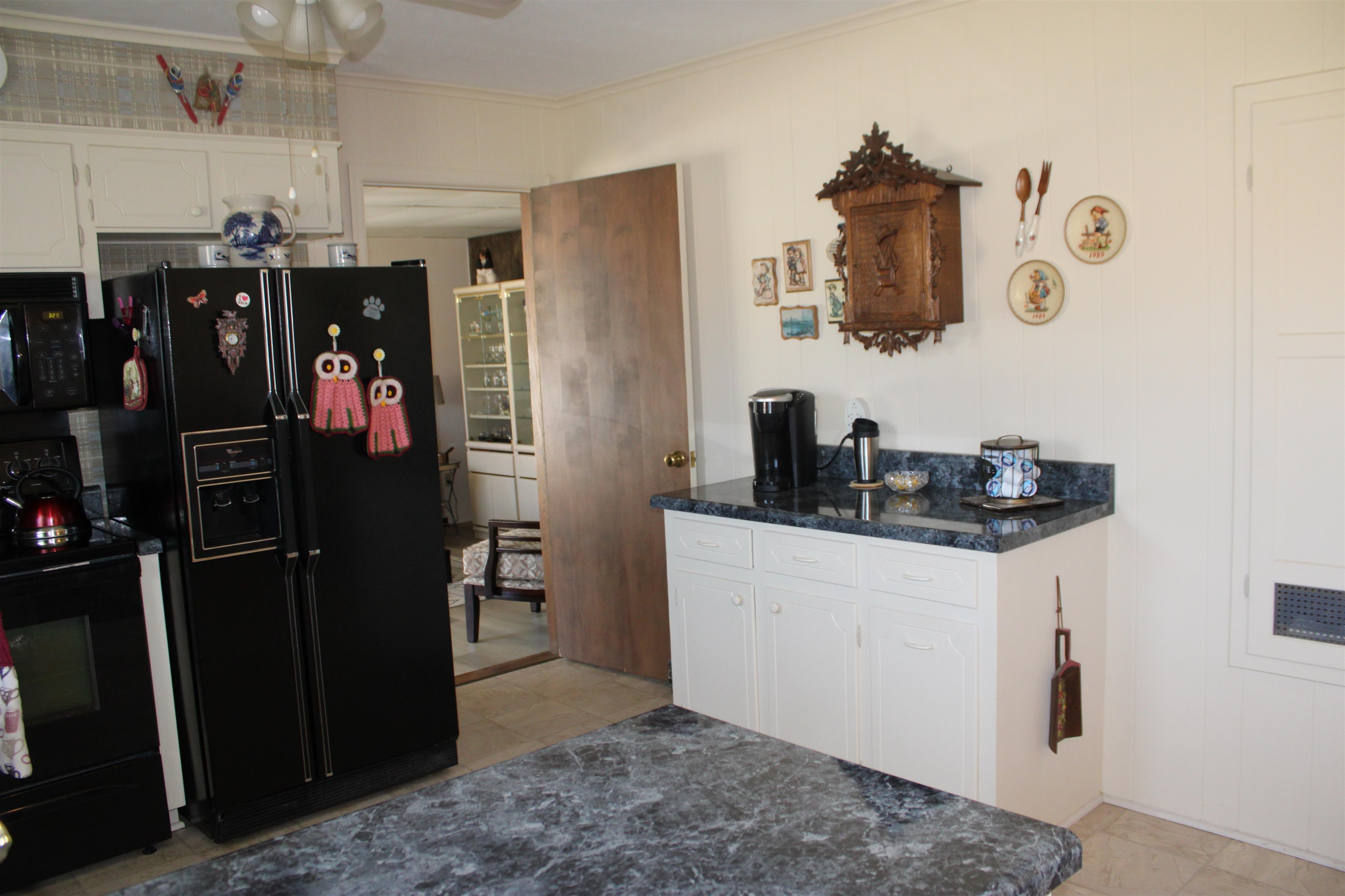1285 Springdale Road Property Photo 11