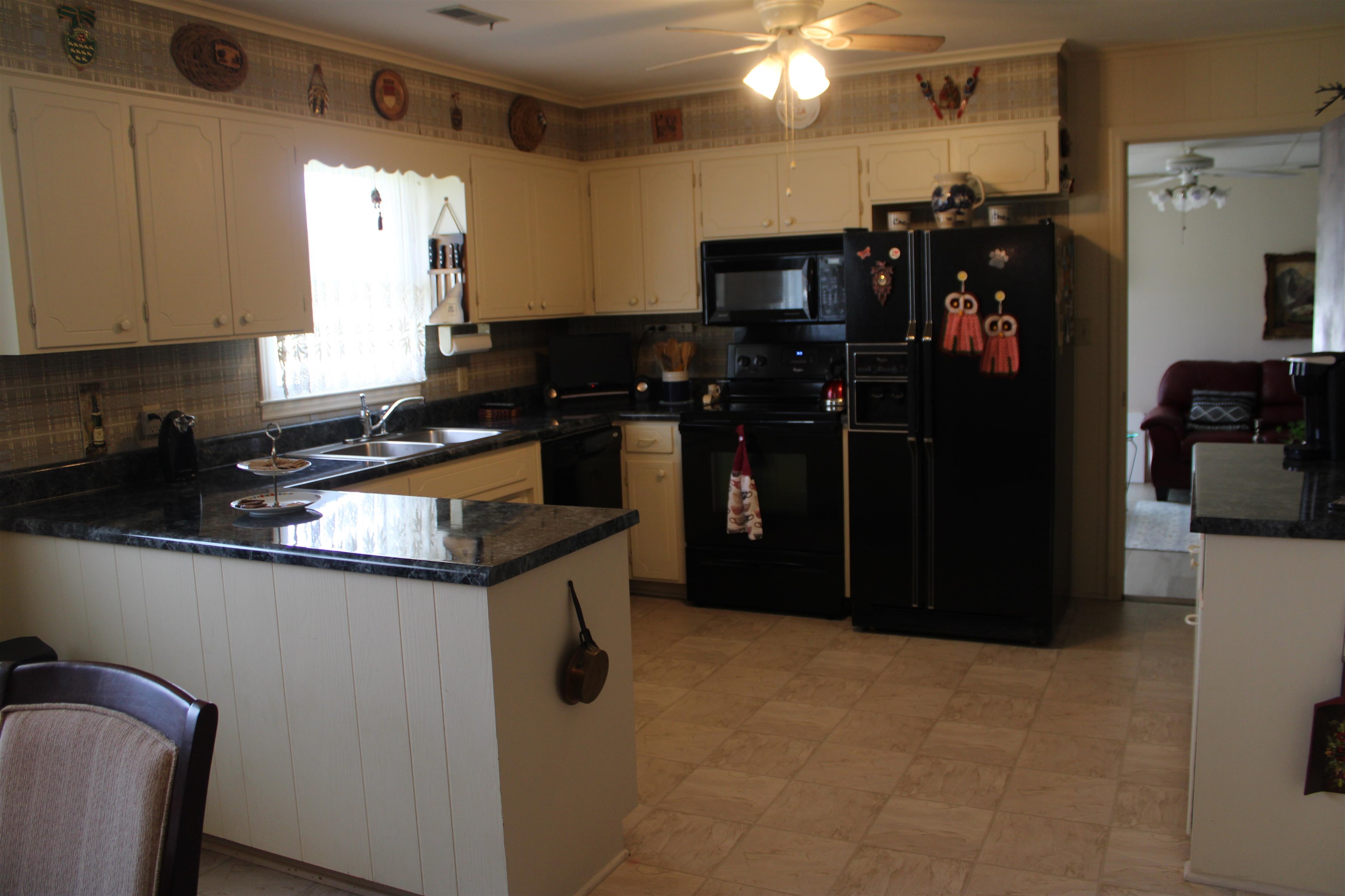 1285 Springdale Road Property Photo 12