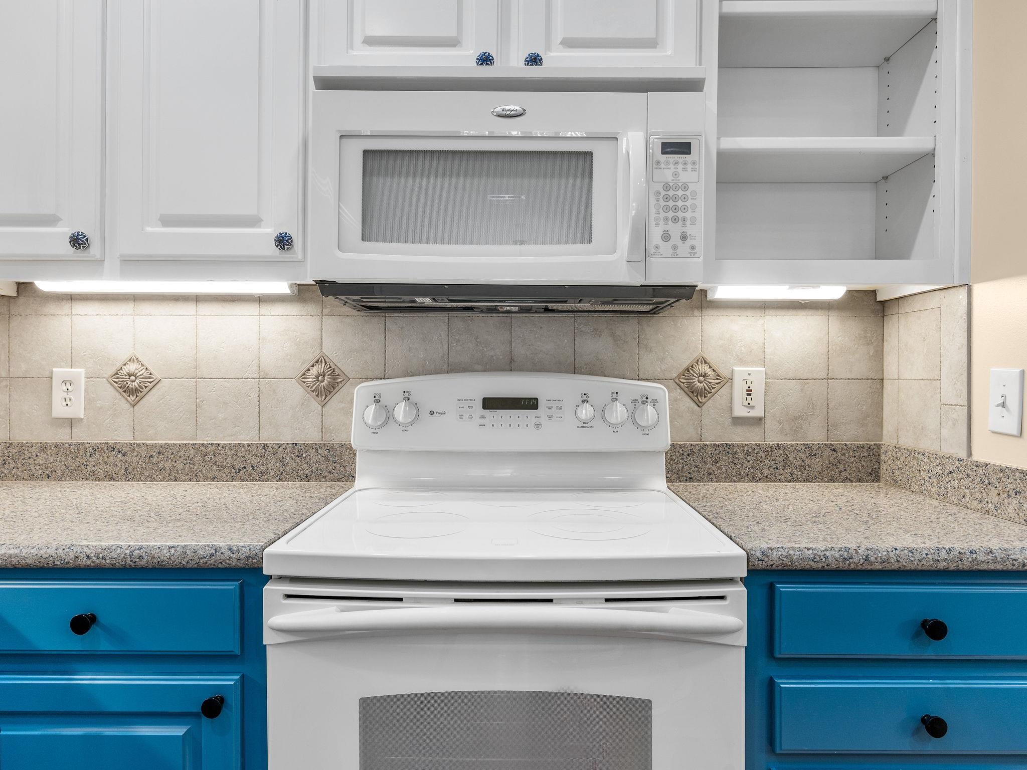 215 Arbours Common Court Property Photo 13