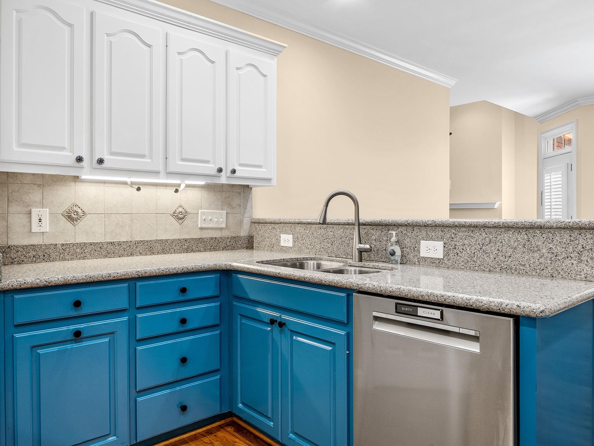 215 Arbours Common Court Property Photo 15