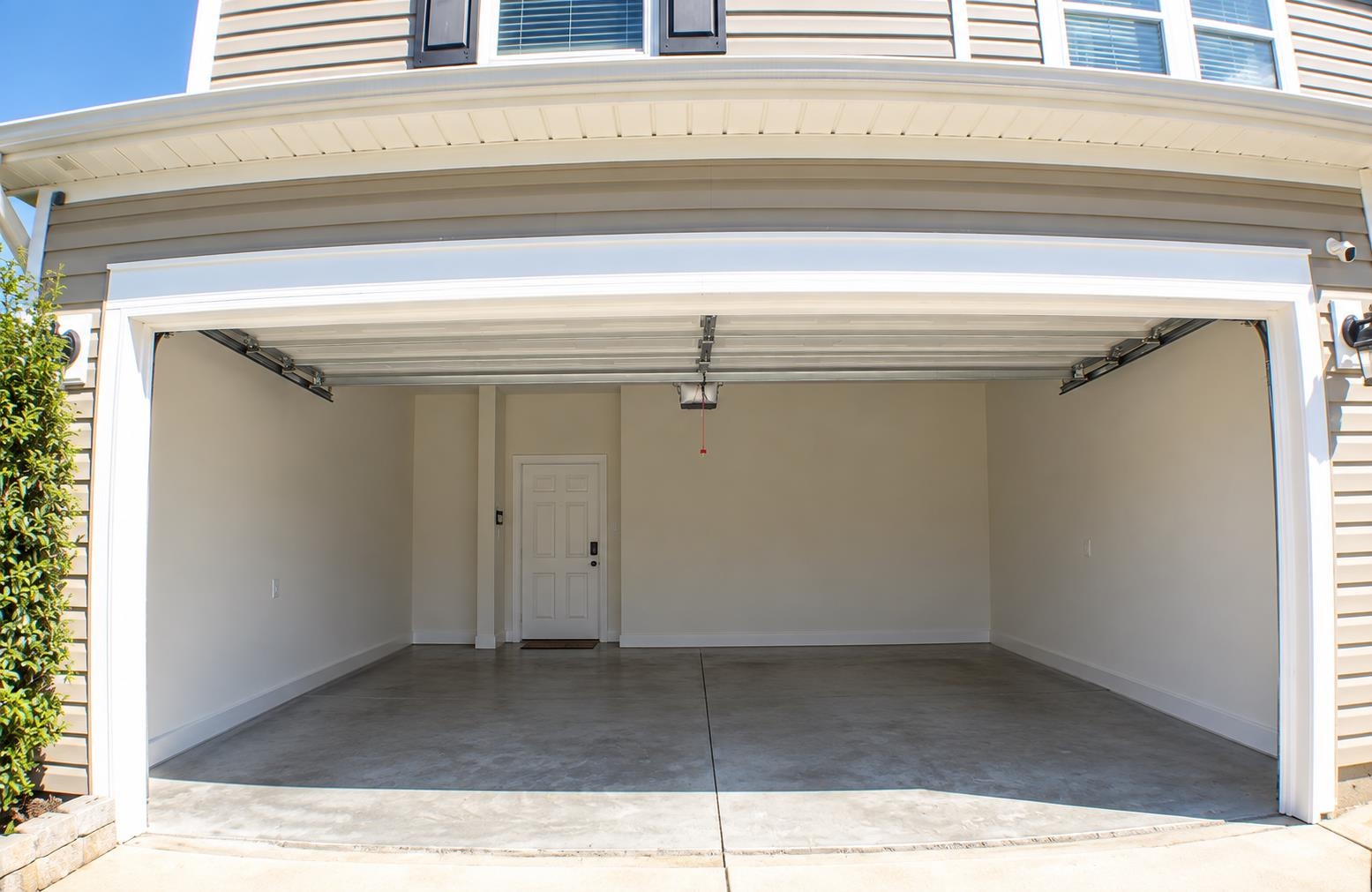 632 Grays Creek Property Photo 5