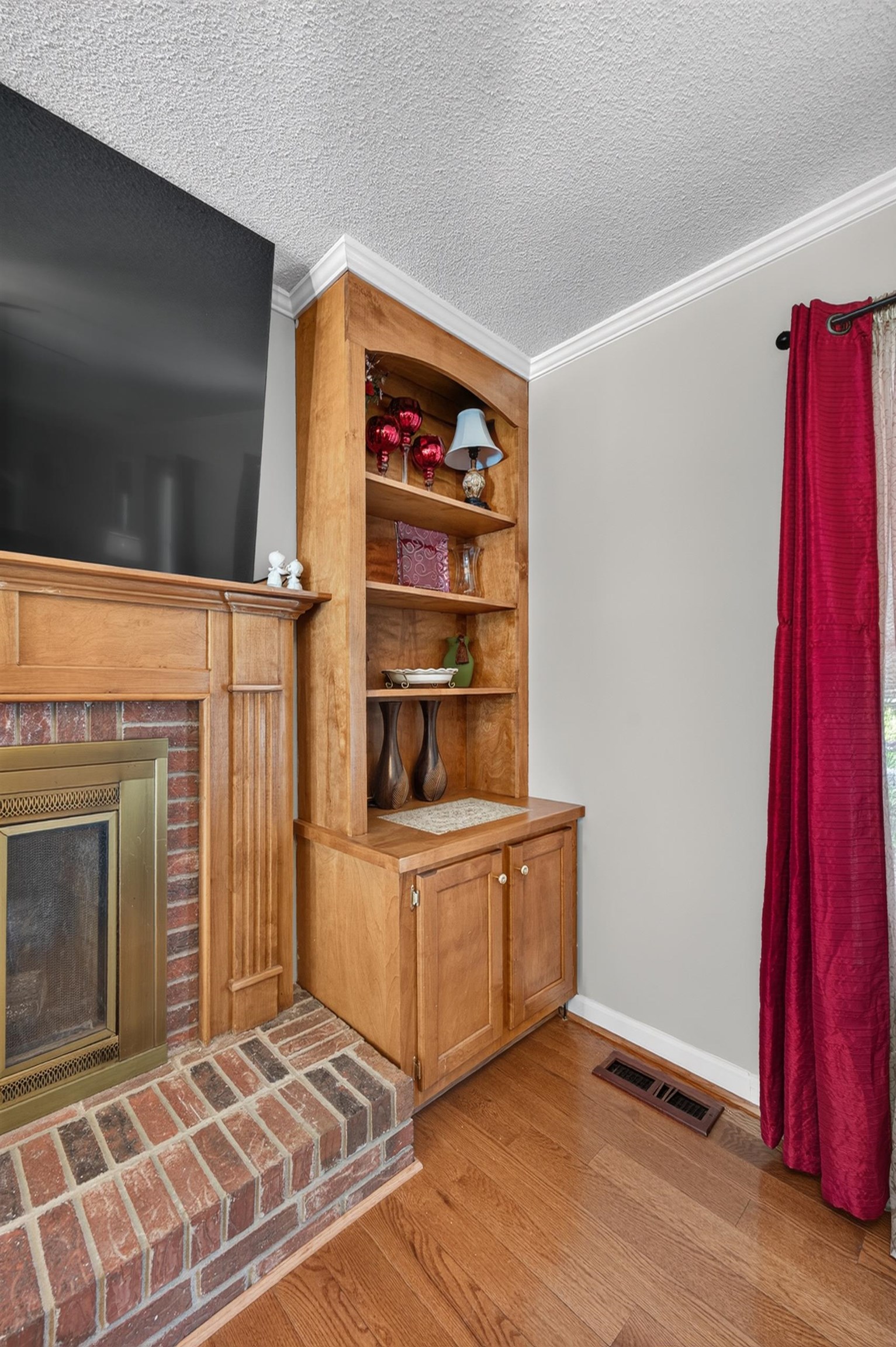 216 Westridge Property Photo 12