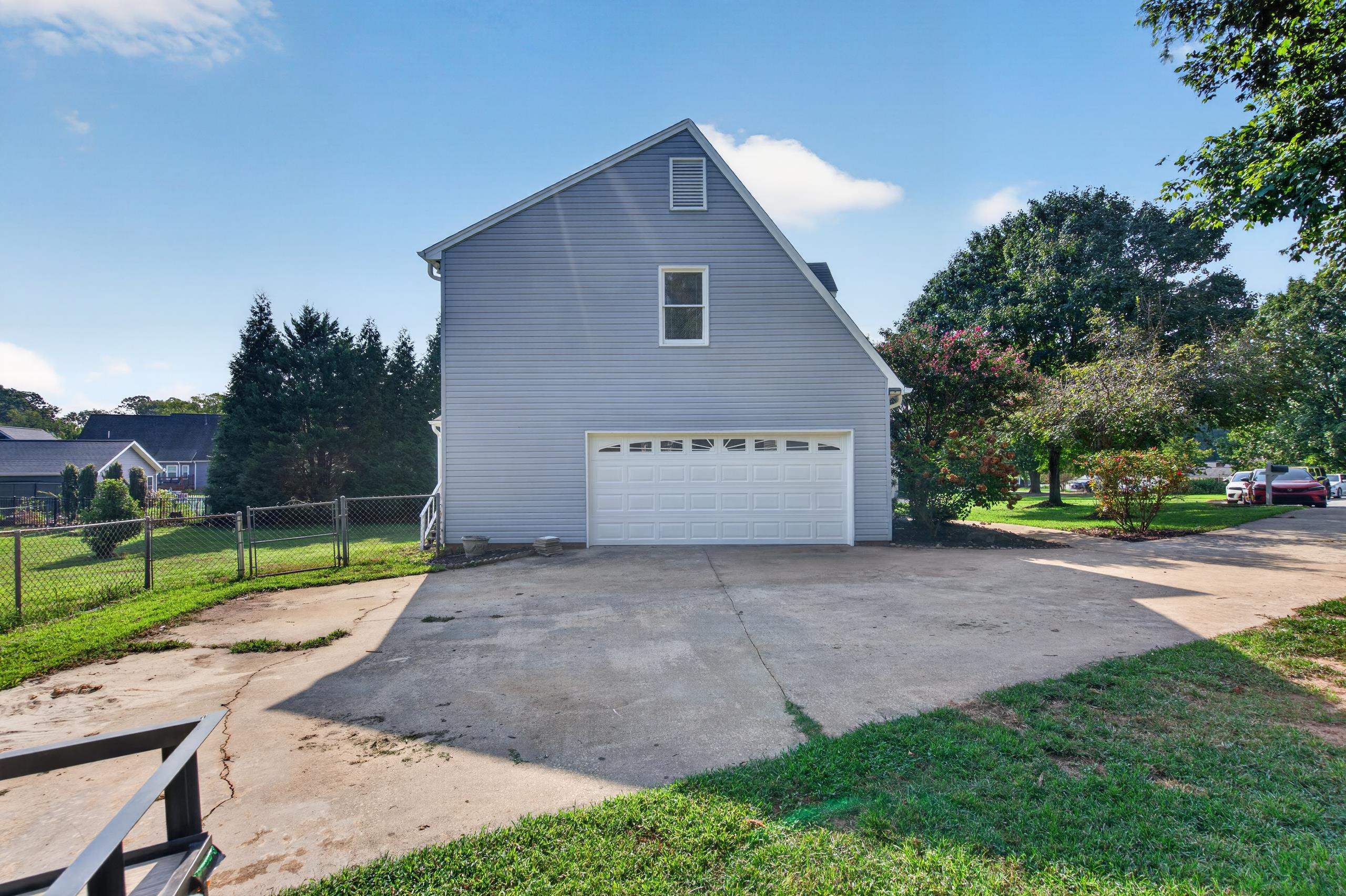 216 Westridge Property Photo 45