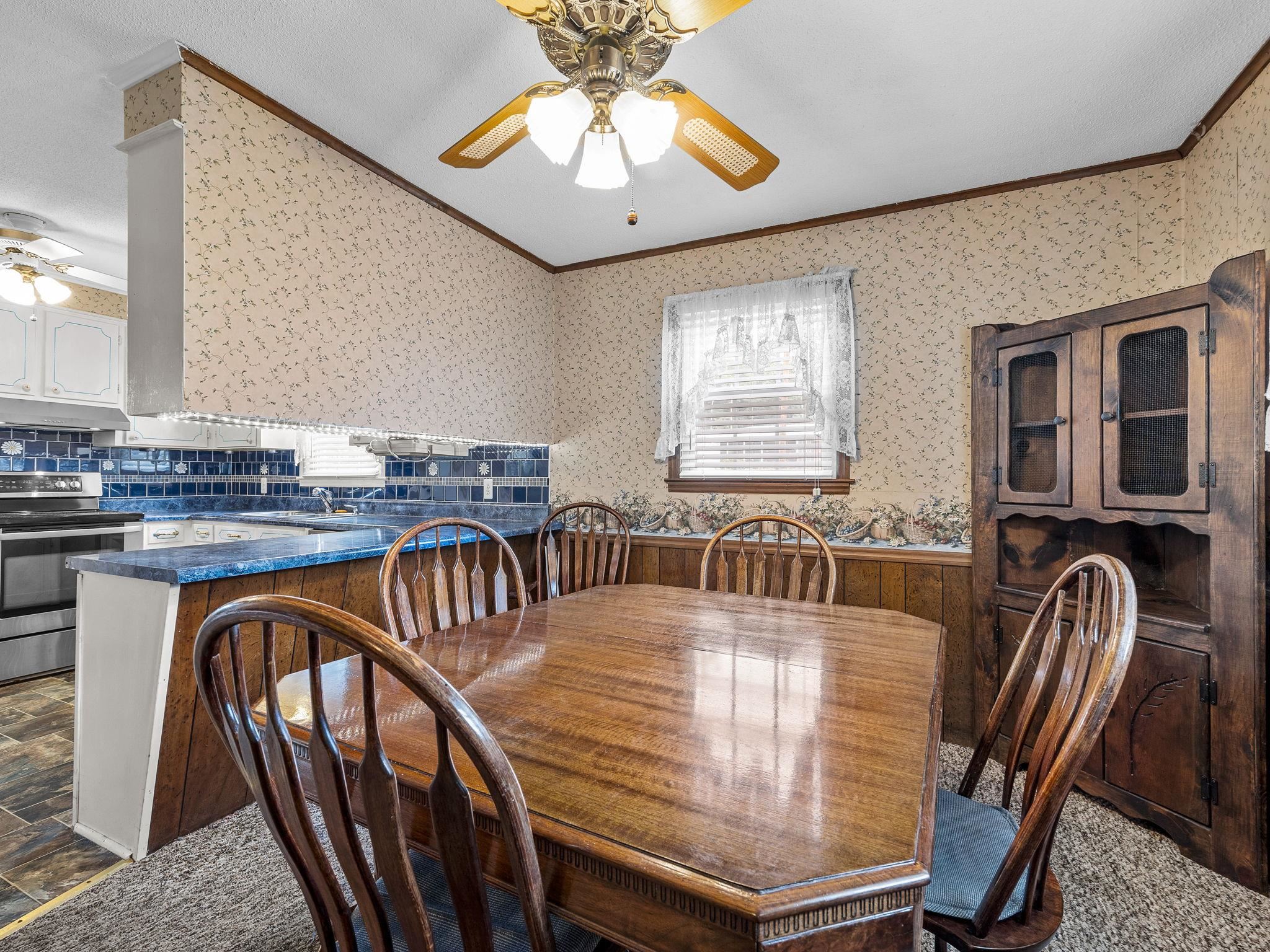 808 Primrose Lane Property Photo 13