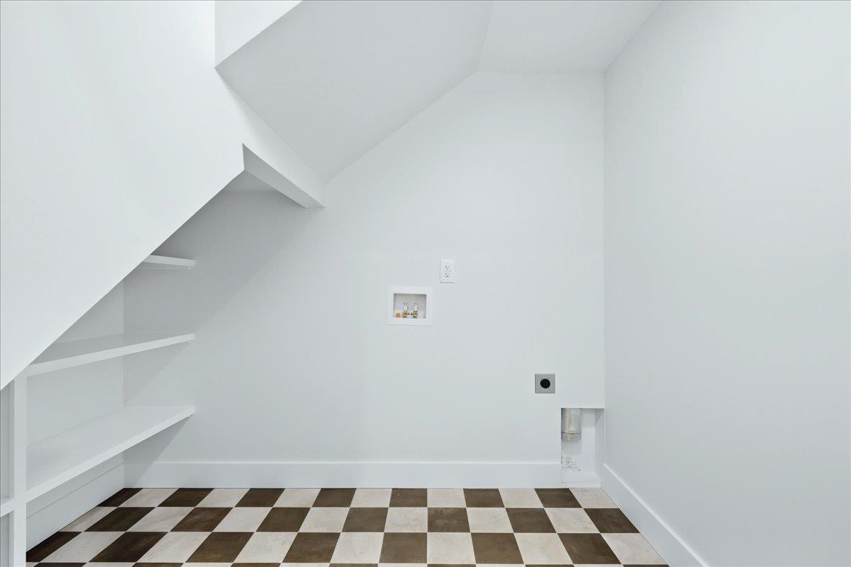 201 Maple Street Property Photo 20