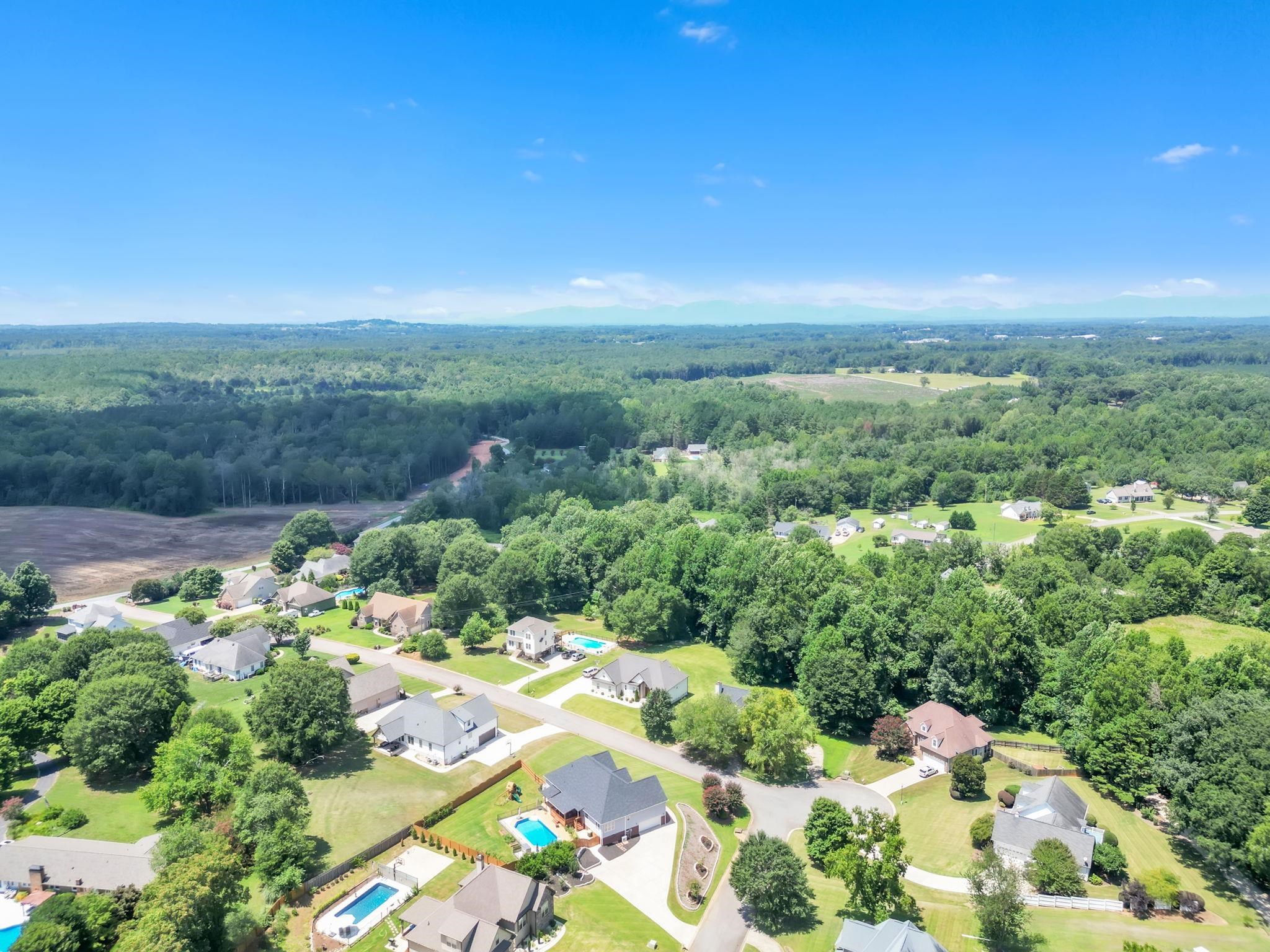 356 Garnet Valley Drive Property Photo 29