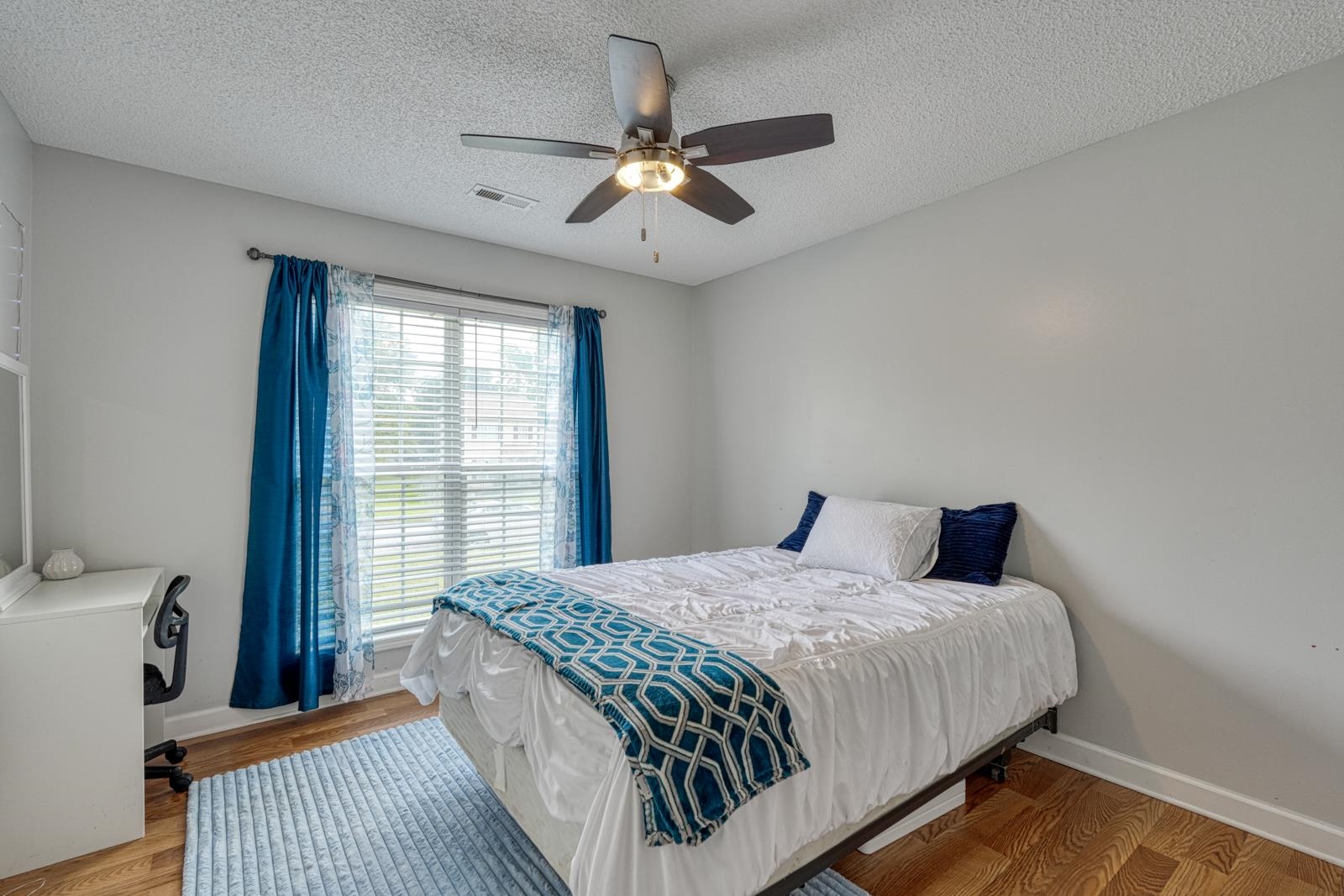 300 E Myles Lane Property Photo 18