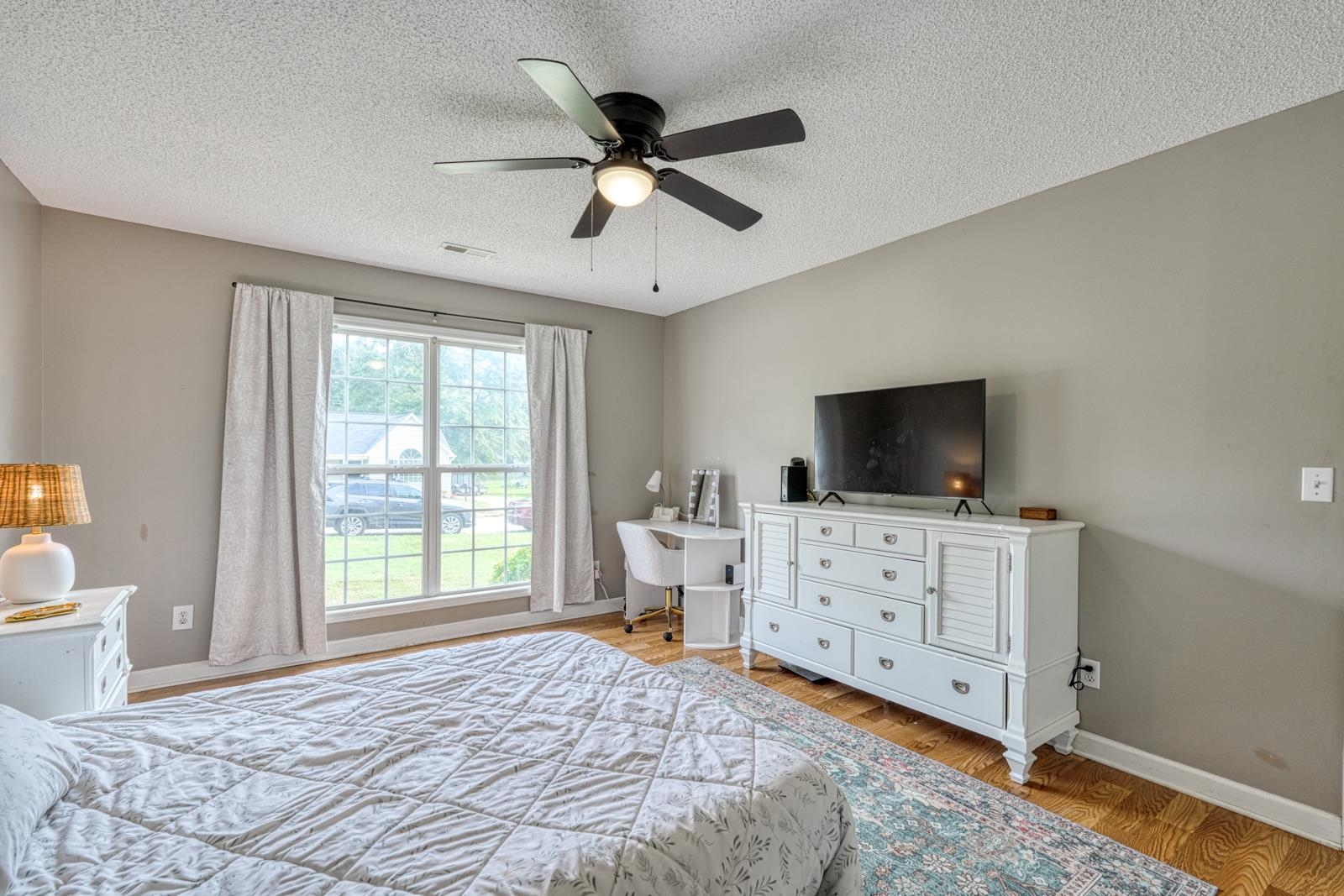 300 E Myles Lane Property Photo 23