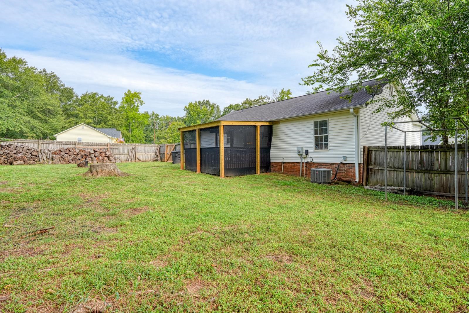 300 E Myles Lane Property Photo 31
